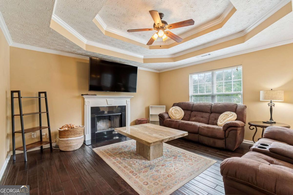4718 Middleboro Lane