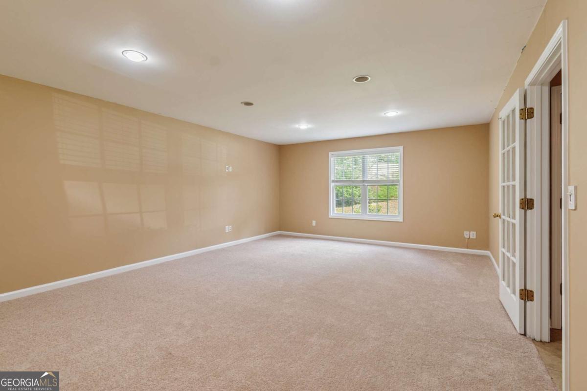 4718 Middleboro Lane