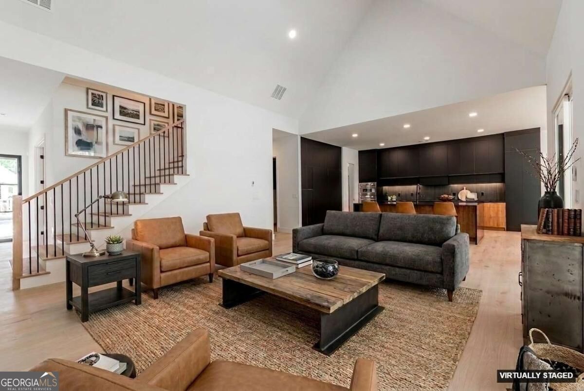 6004 Hemingway Lane