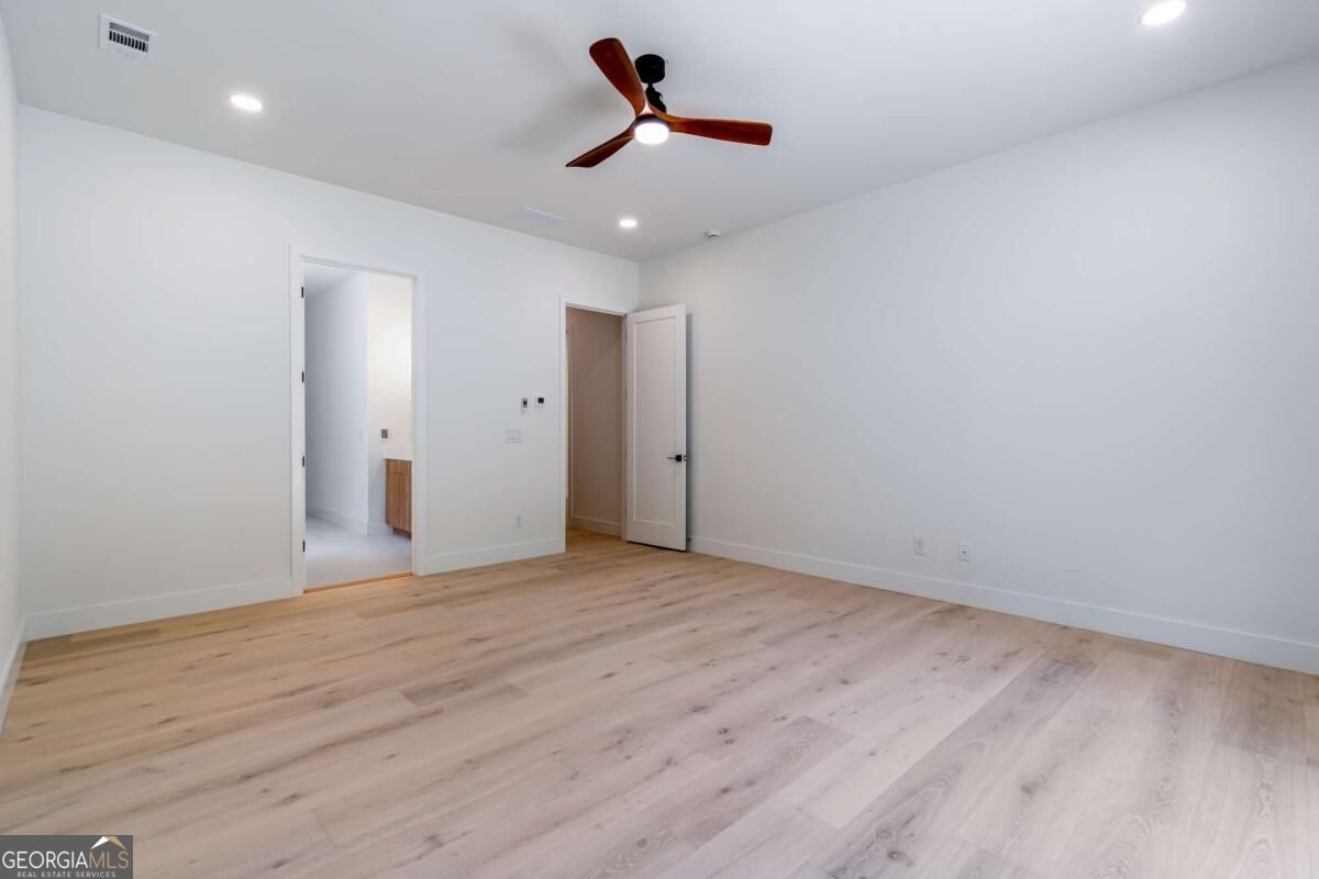 6004 Hemingway Lane