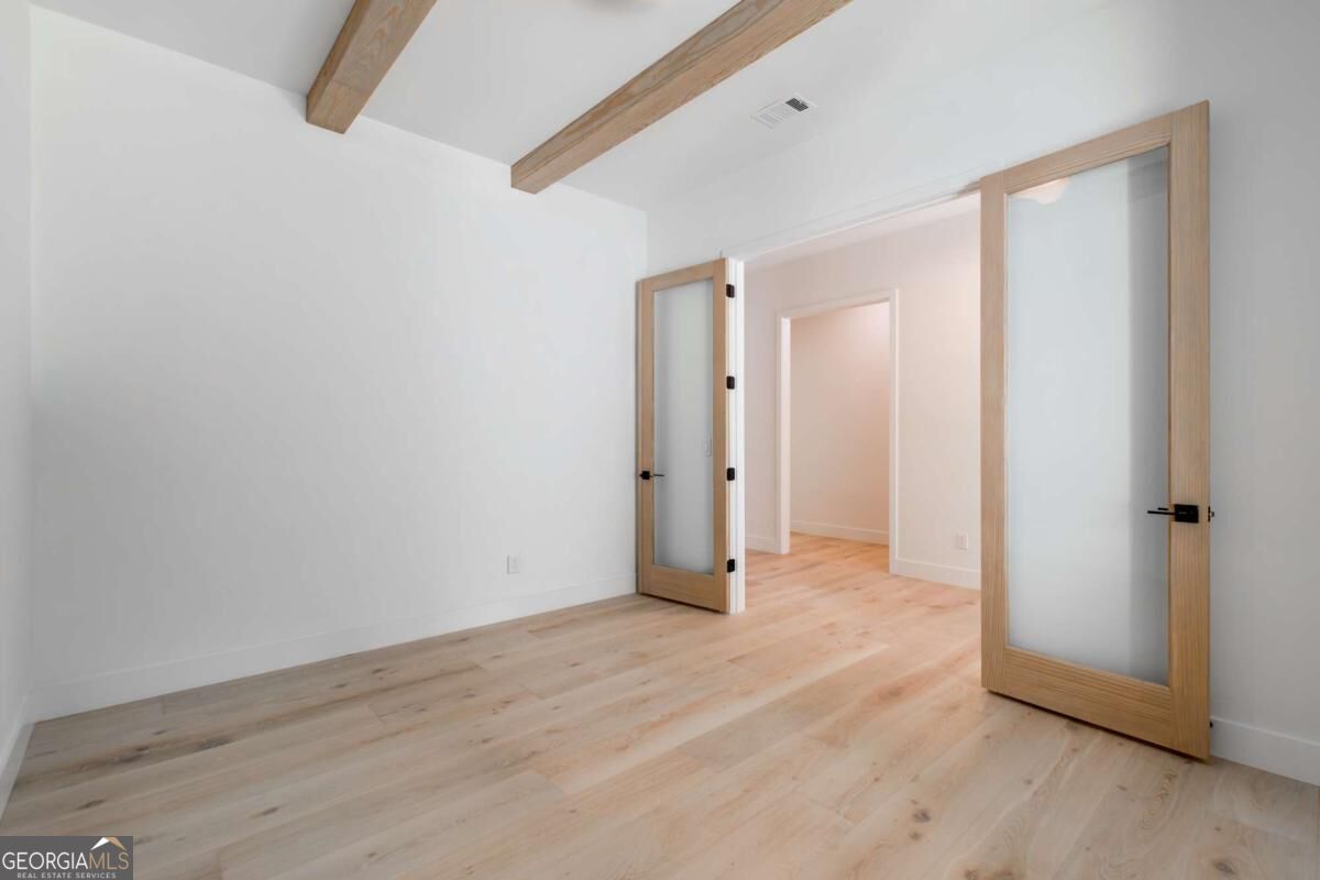 6004 Hemingway Lane