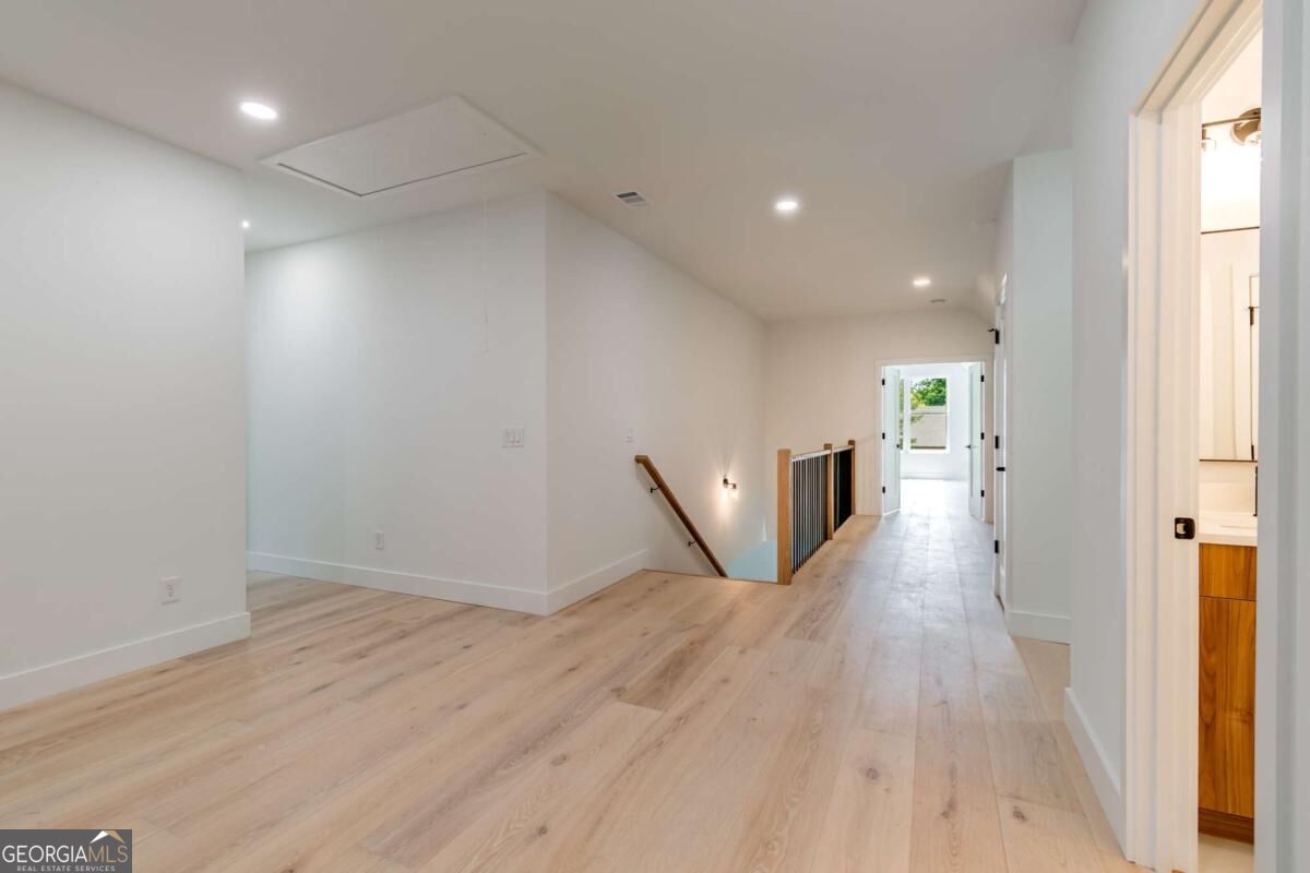 6004 Hemingway Lane