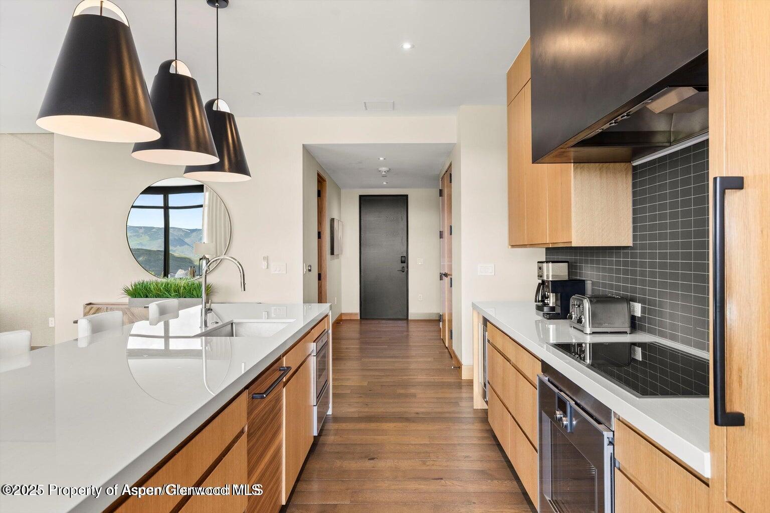 77 Wood Road, 507-10