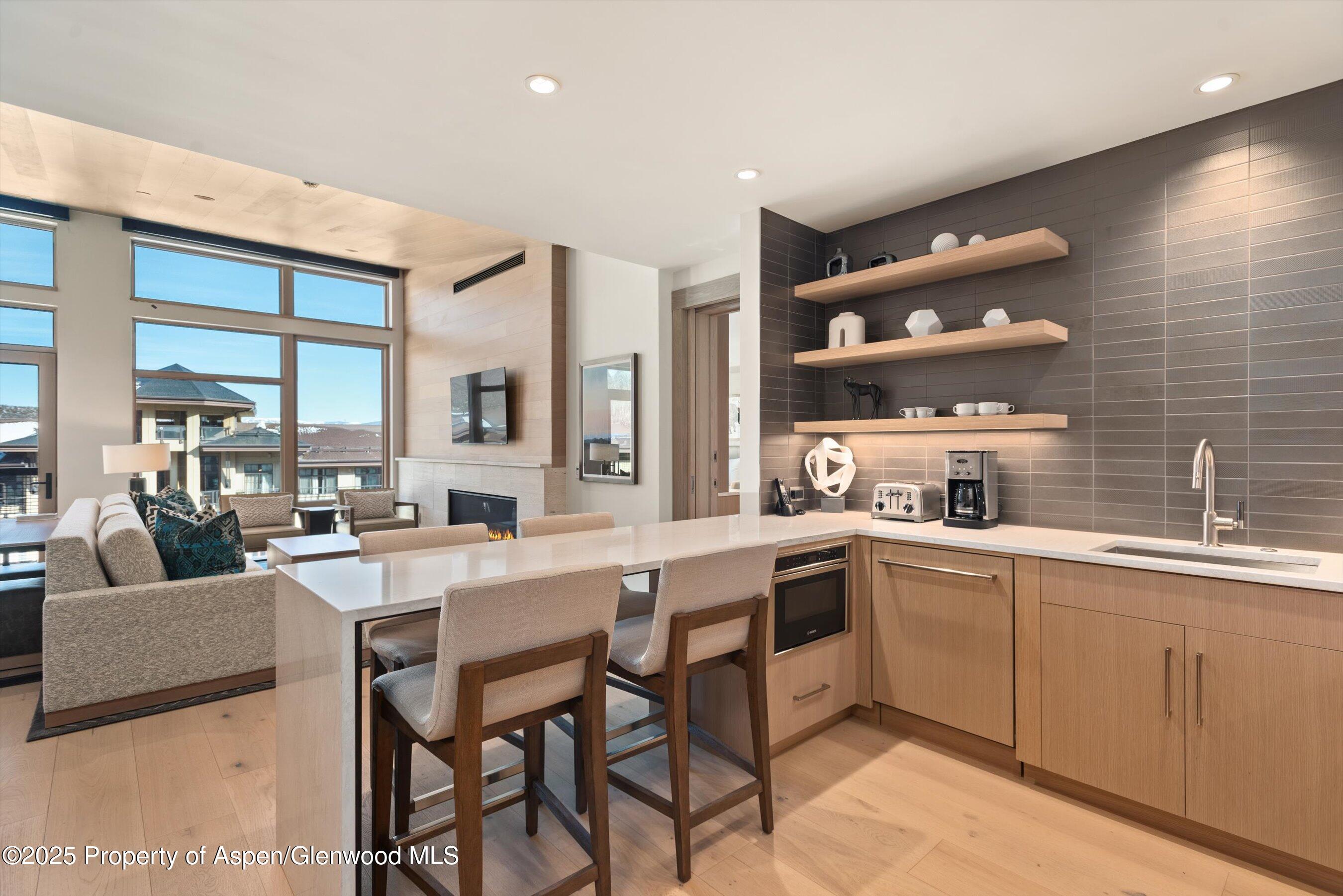 130 Wood Road 660-662