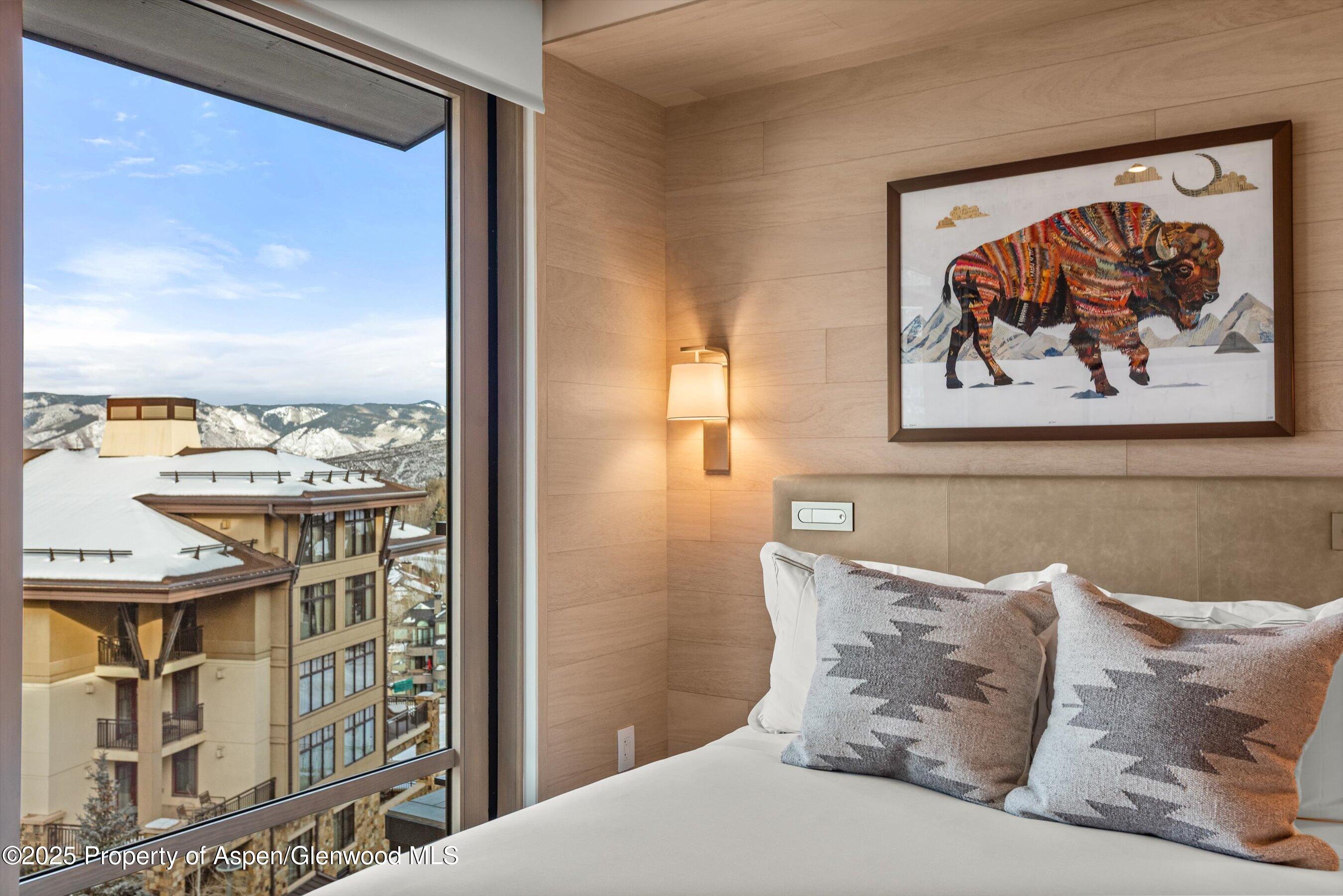 130 Wood Road 660-662