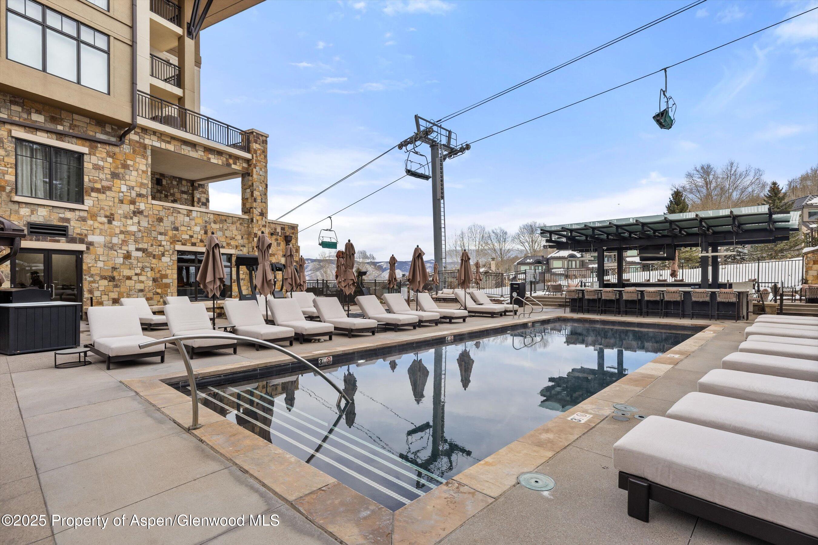 130 Wood Road 660-662