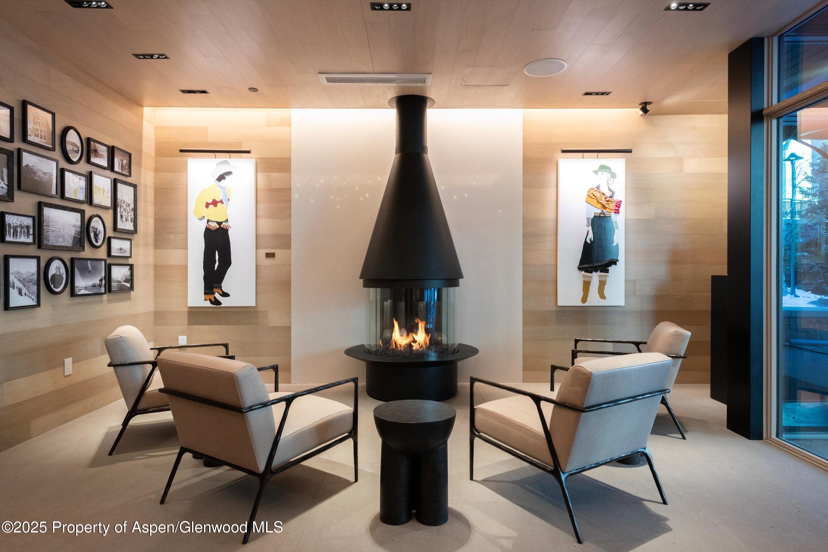 130 Wood Road 660-662