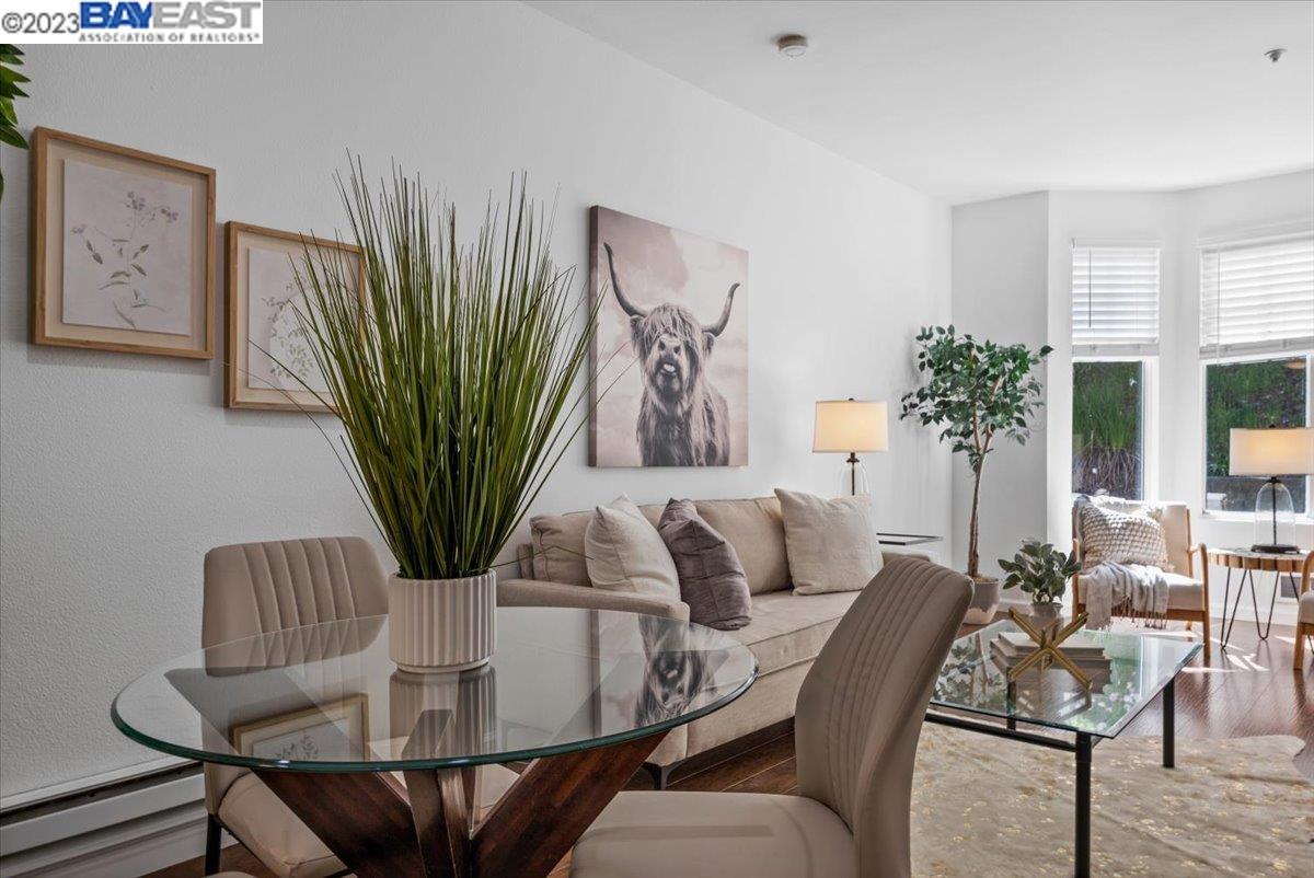 320 Caldecott Ln Unit: 120