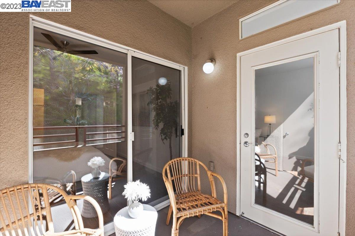 320 Caldecott Ln Unit: 120