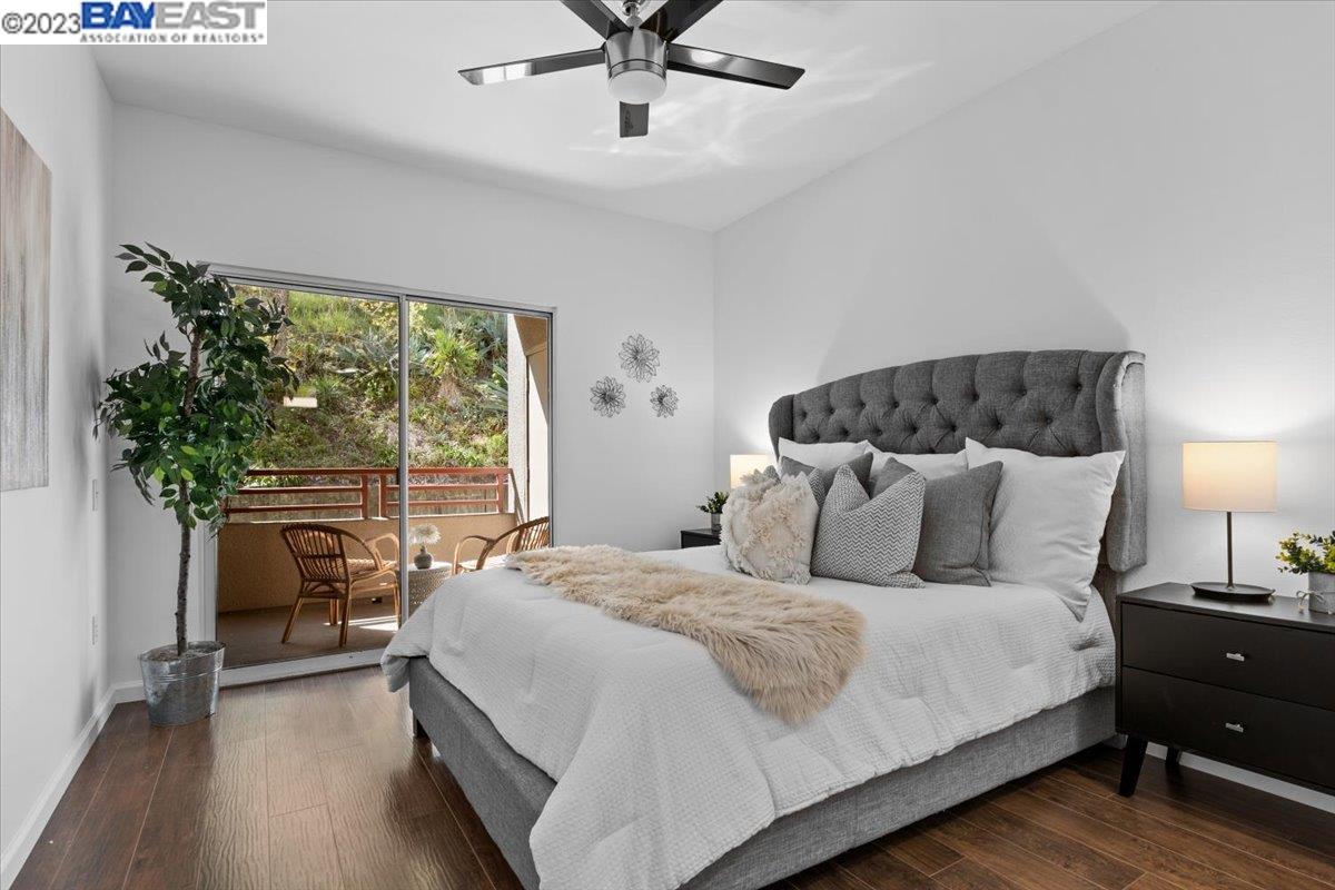 320 Caldecott Ln Unit: 120