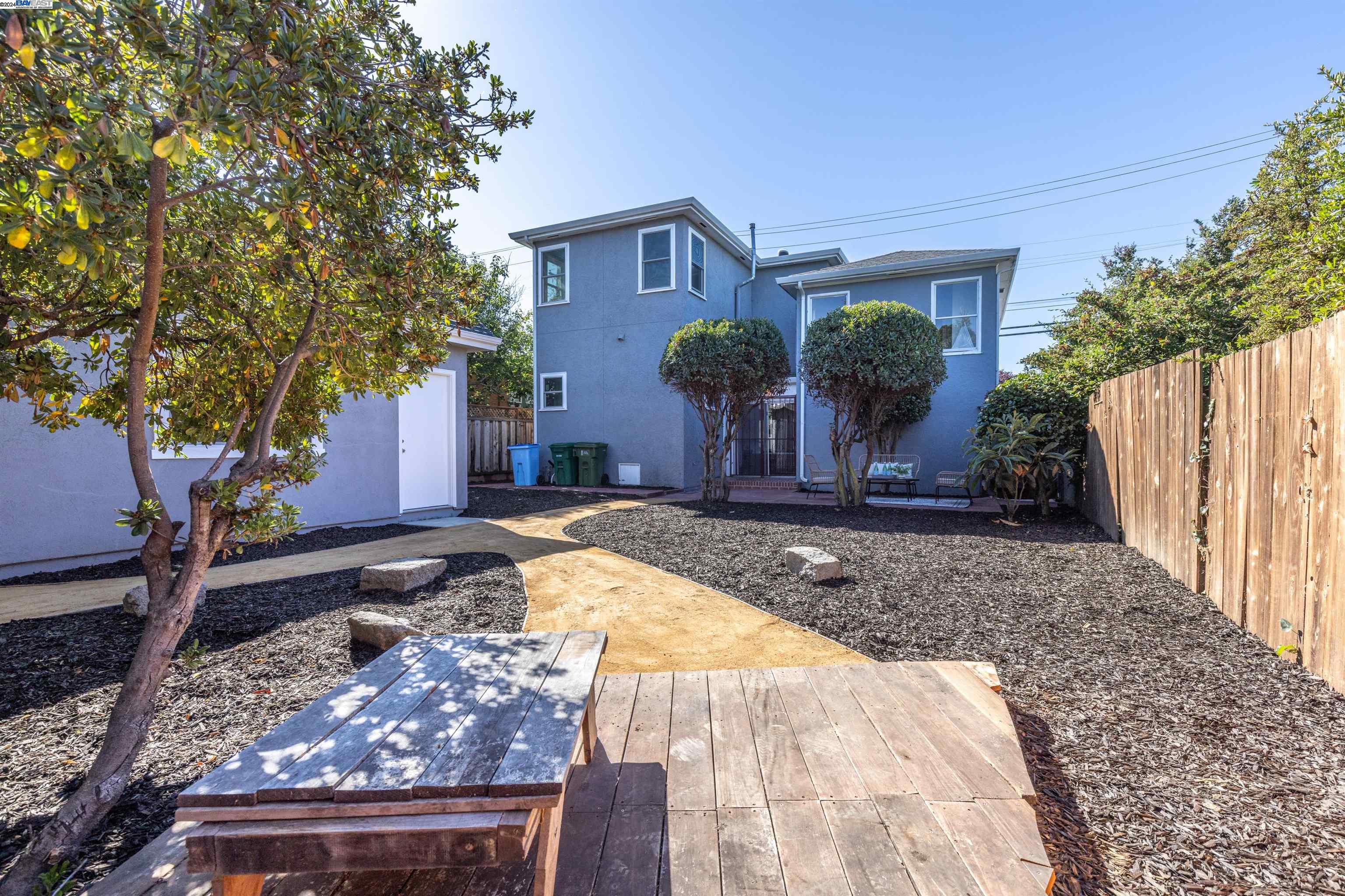 955 Virginia St