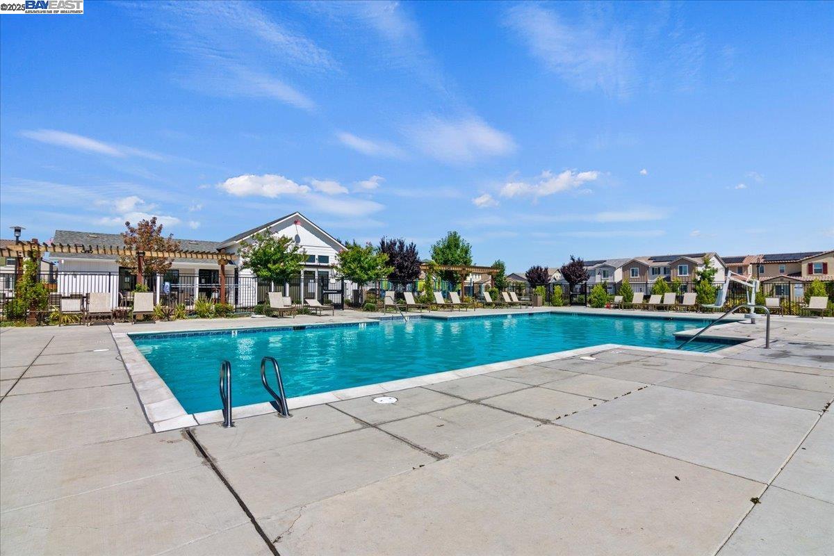5352 Guenoc Valley Ln