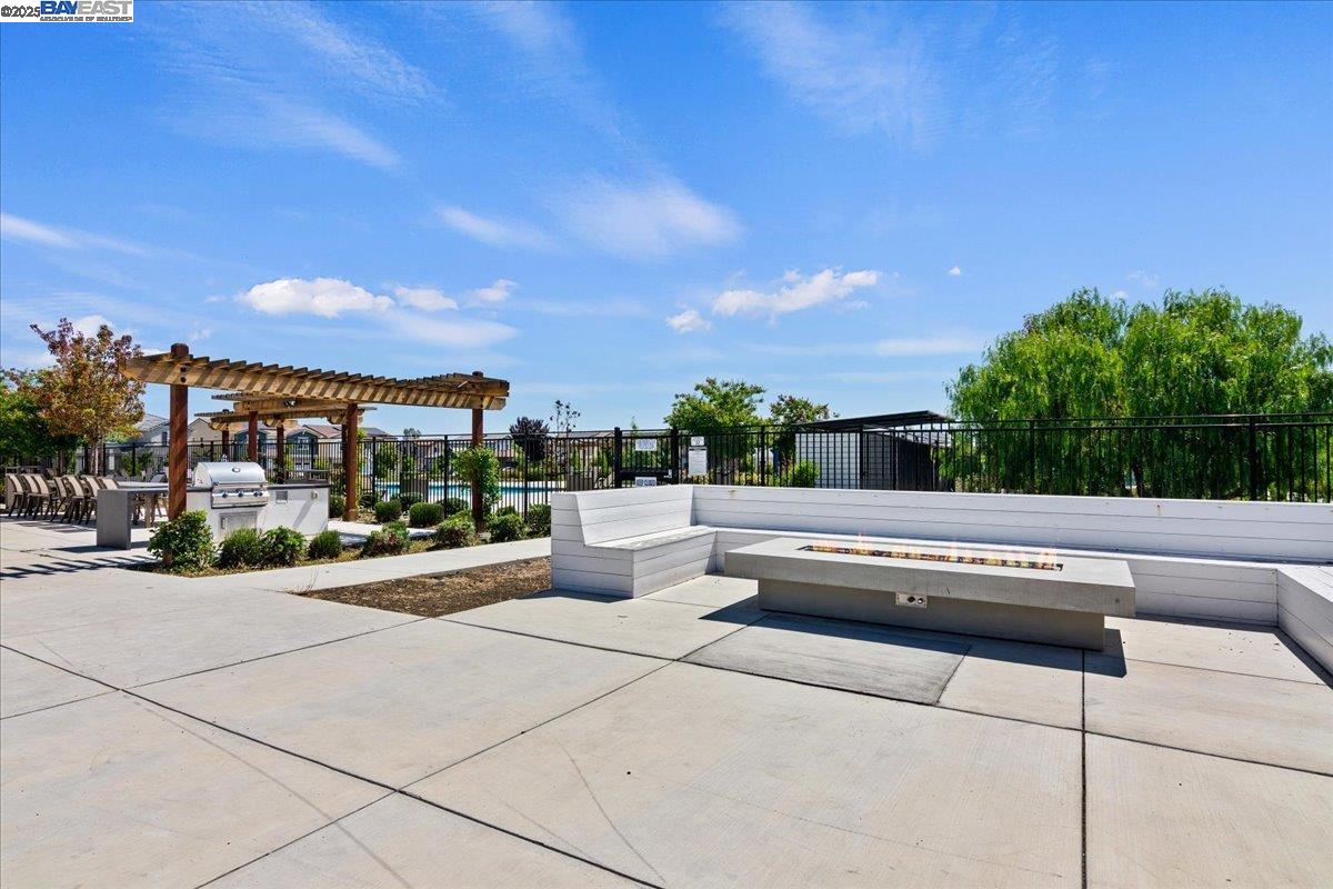 5352 Guenoc Valley Ln