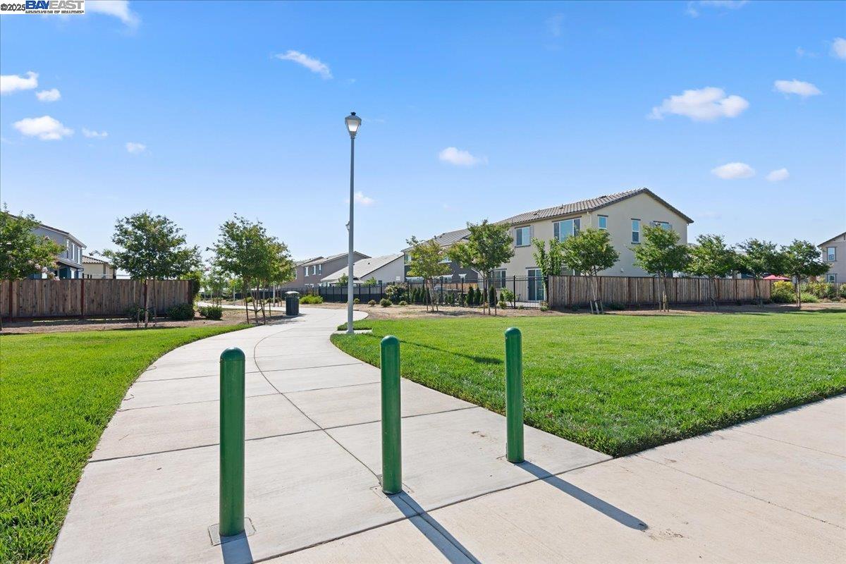 5360 Trimonti Cir