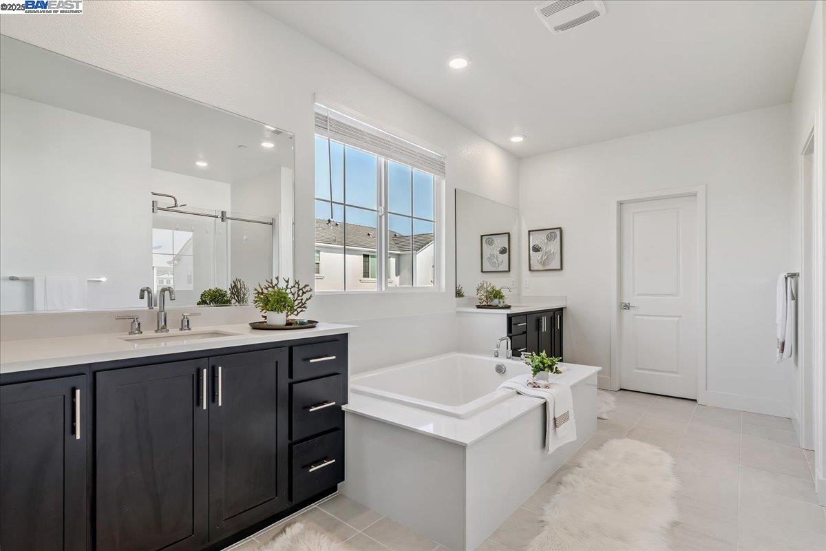 5360 Trimonti Cir