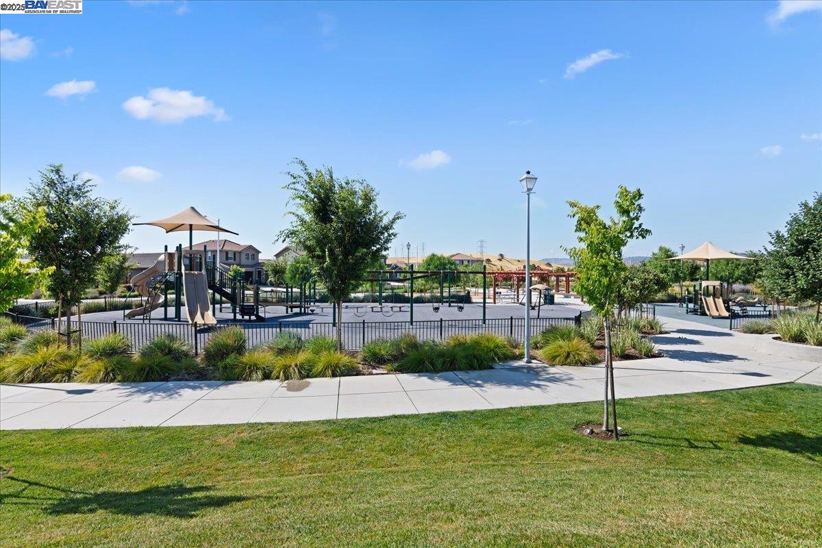 5360 Trimonti Cir
