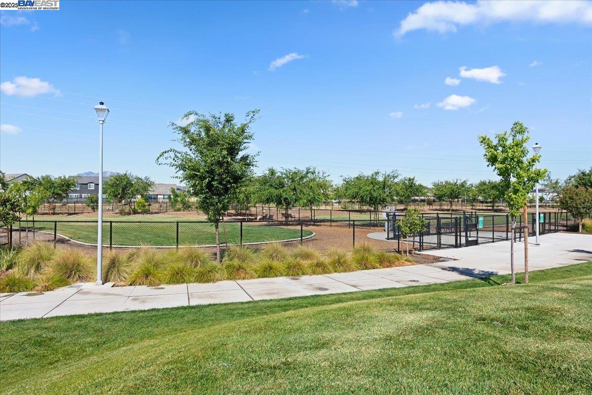 5360 Trimonti Cir