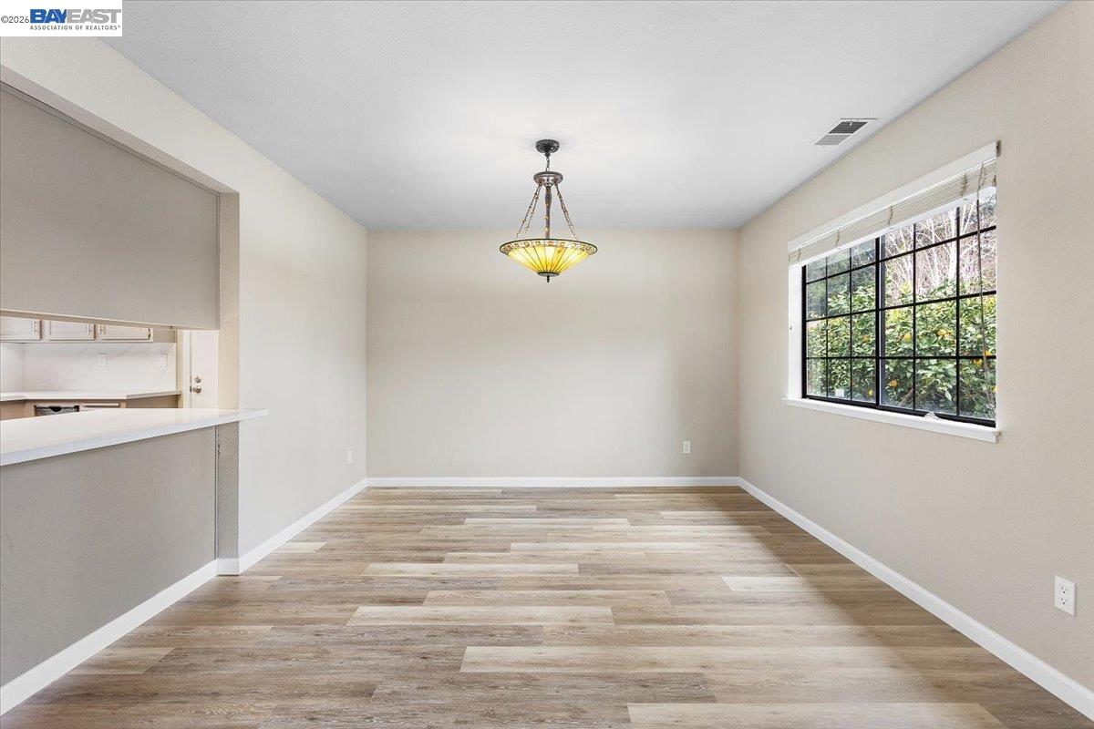1135 Tiffany Lane