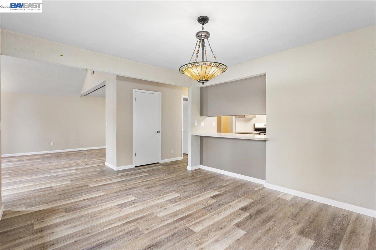 1135 Tiffany Lane
