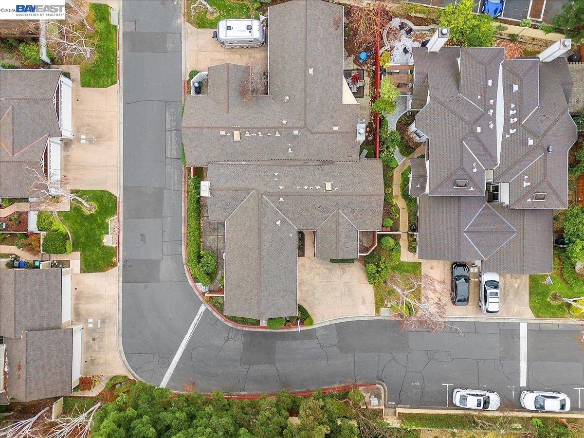 1135 Tiffany Lane