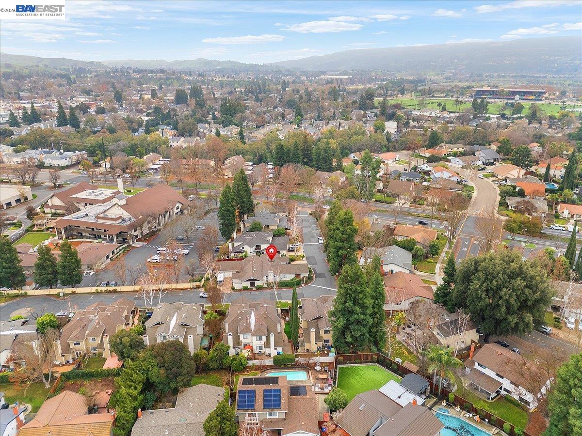 1135 Tiffany Lane