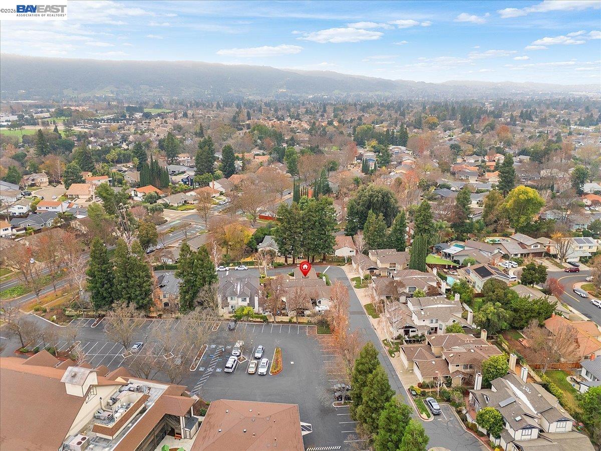 1135 Tiffany Lane