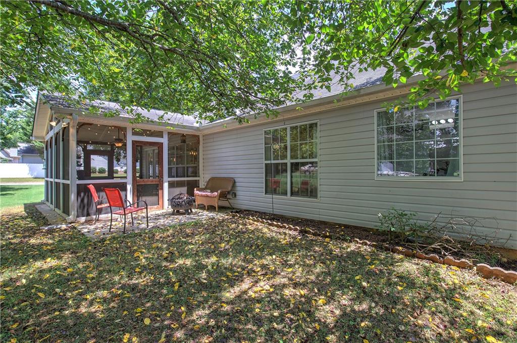 3285 Liberty Commons Drive NW