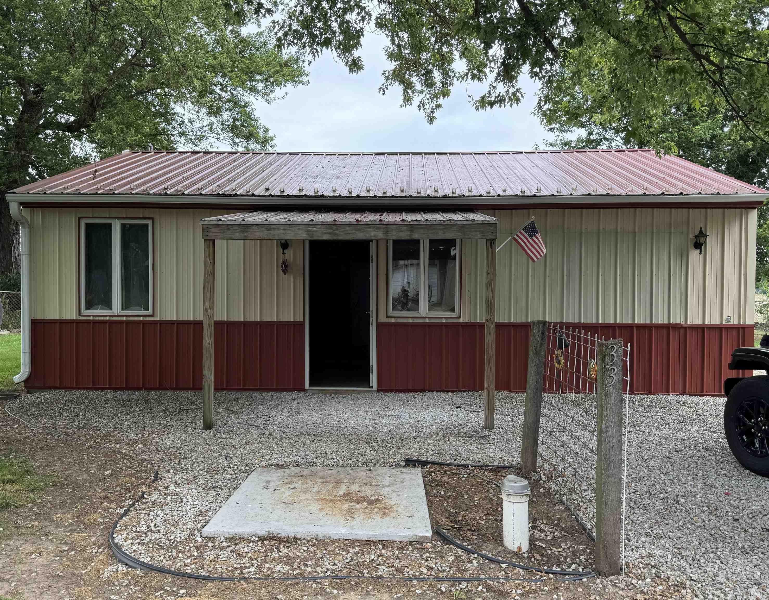 33 N Surf Drive