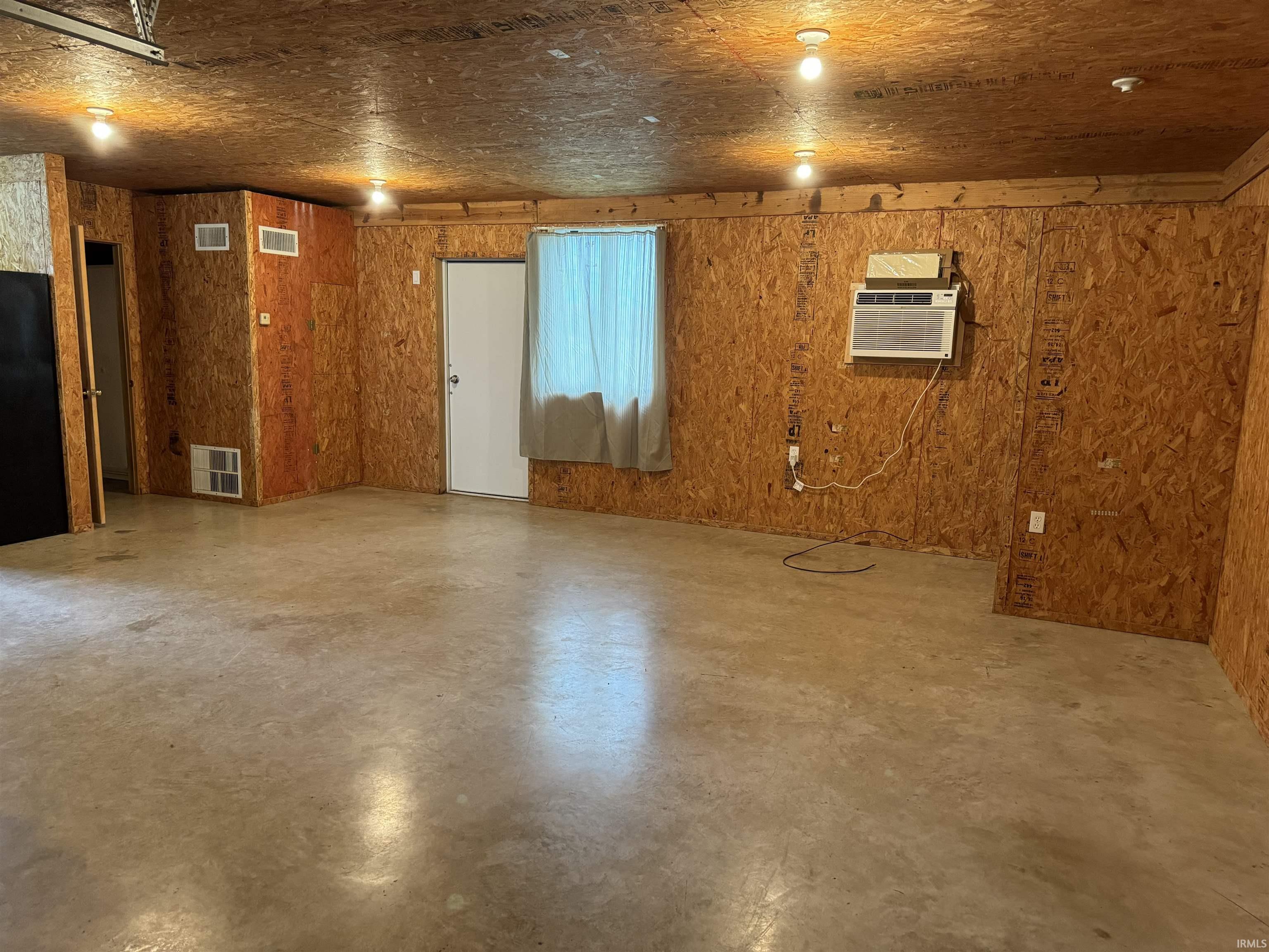 33 N Surf Drive