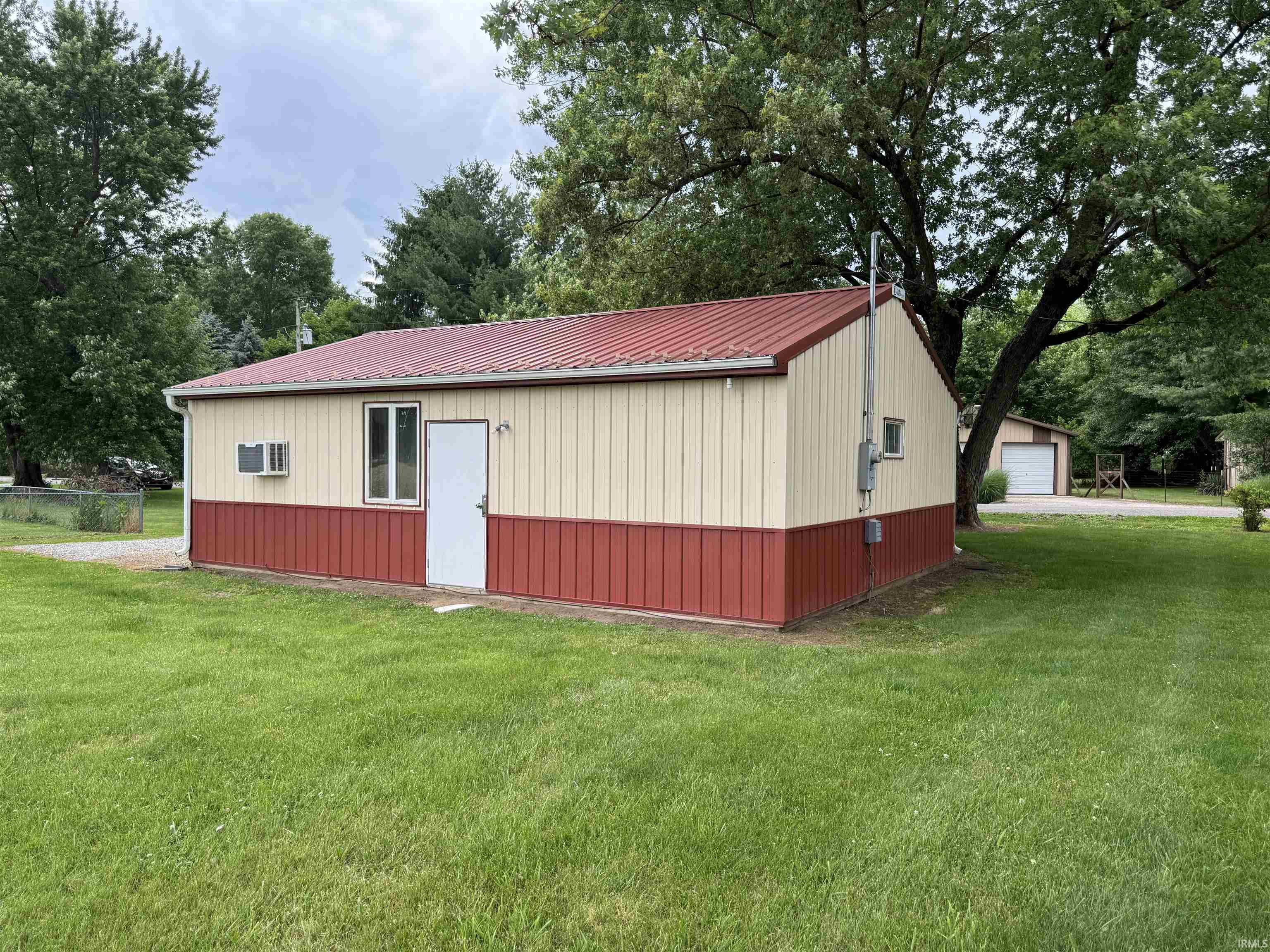 33 N Surf Drive