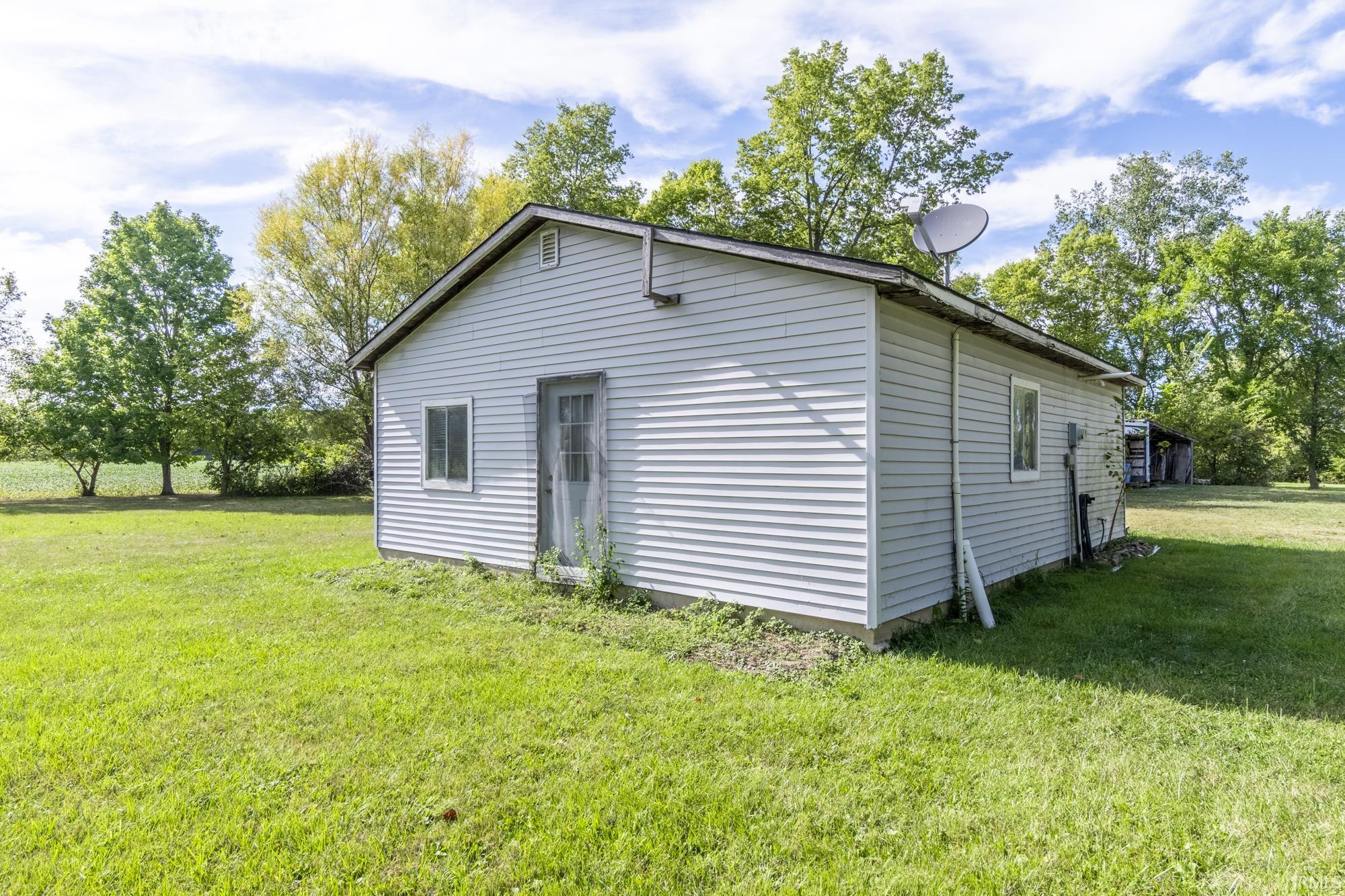 2834 S 900 W Road