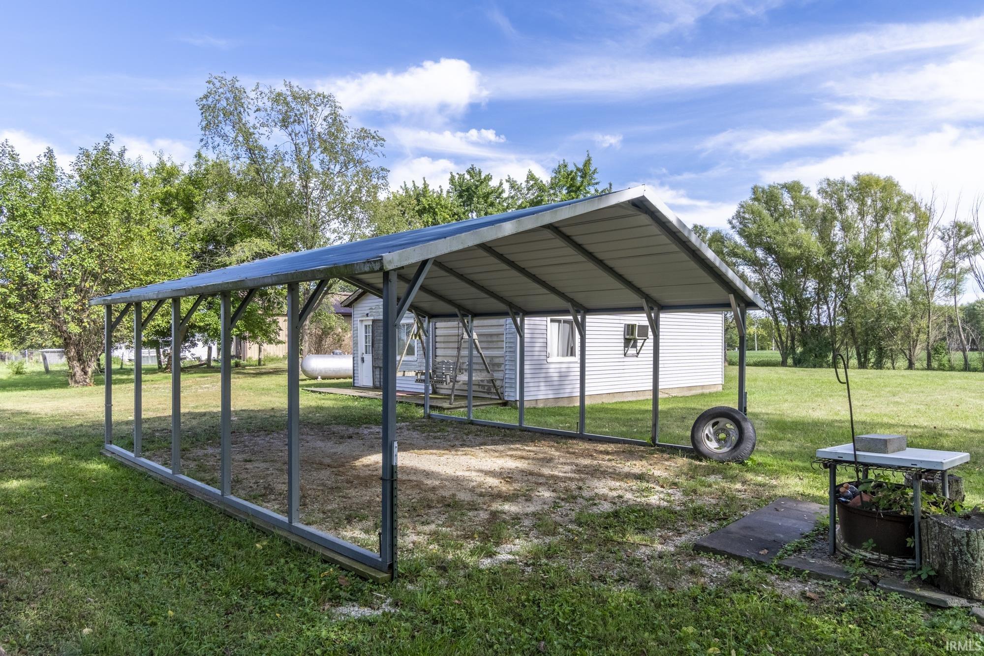 2834 S 900 W Road