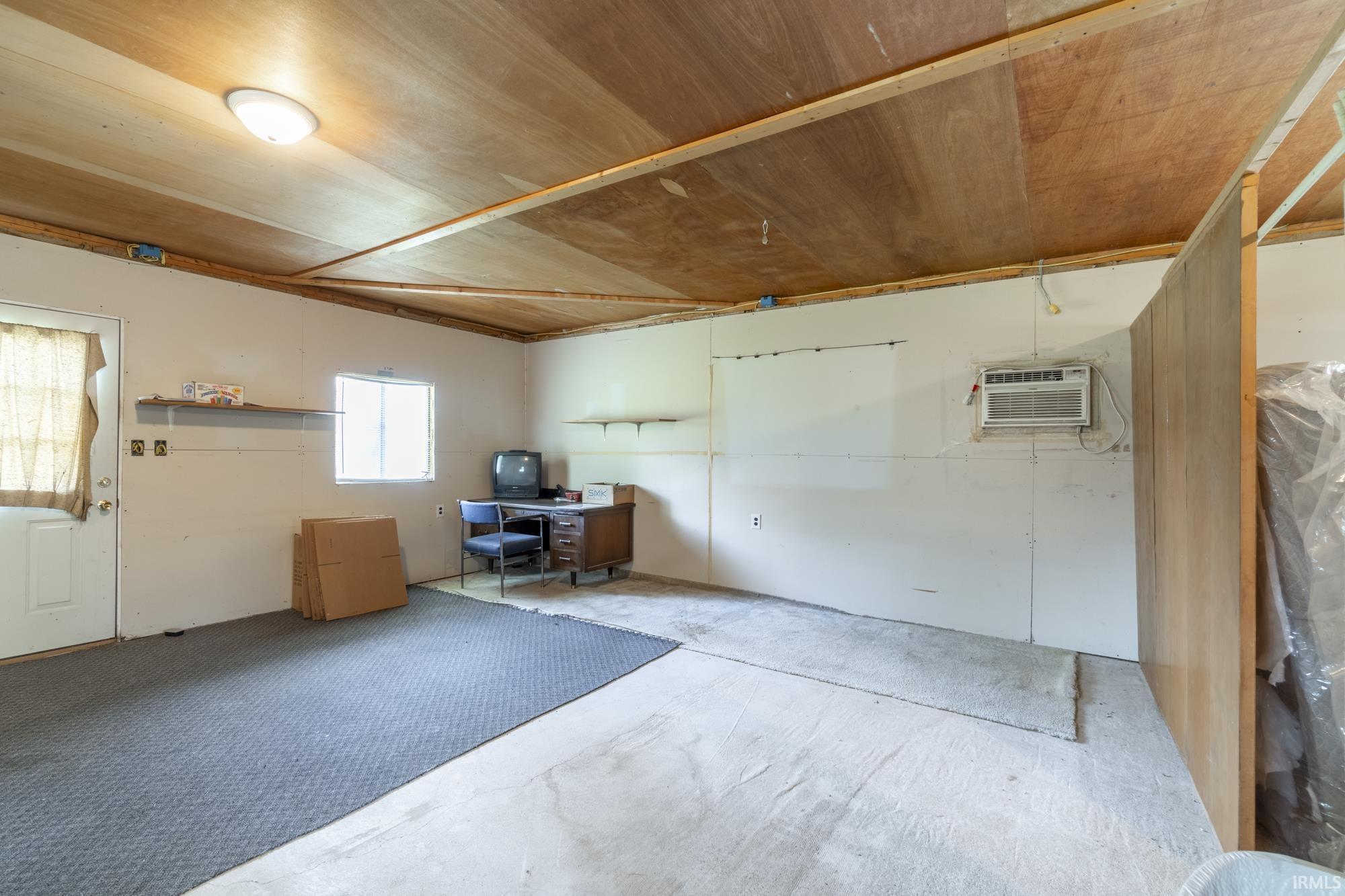 2834 S 900 W Road