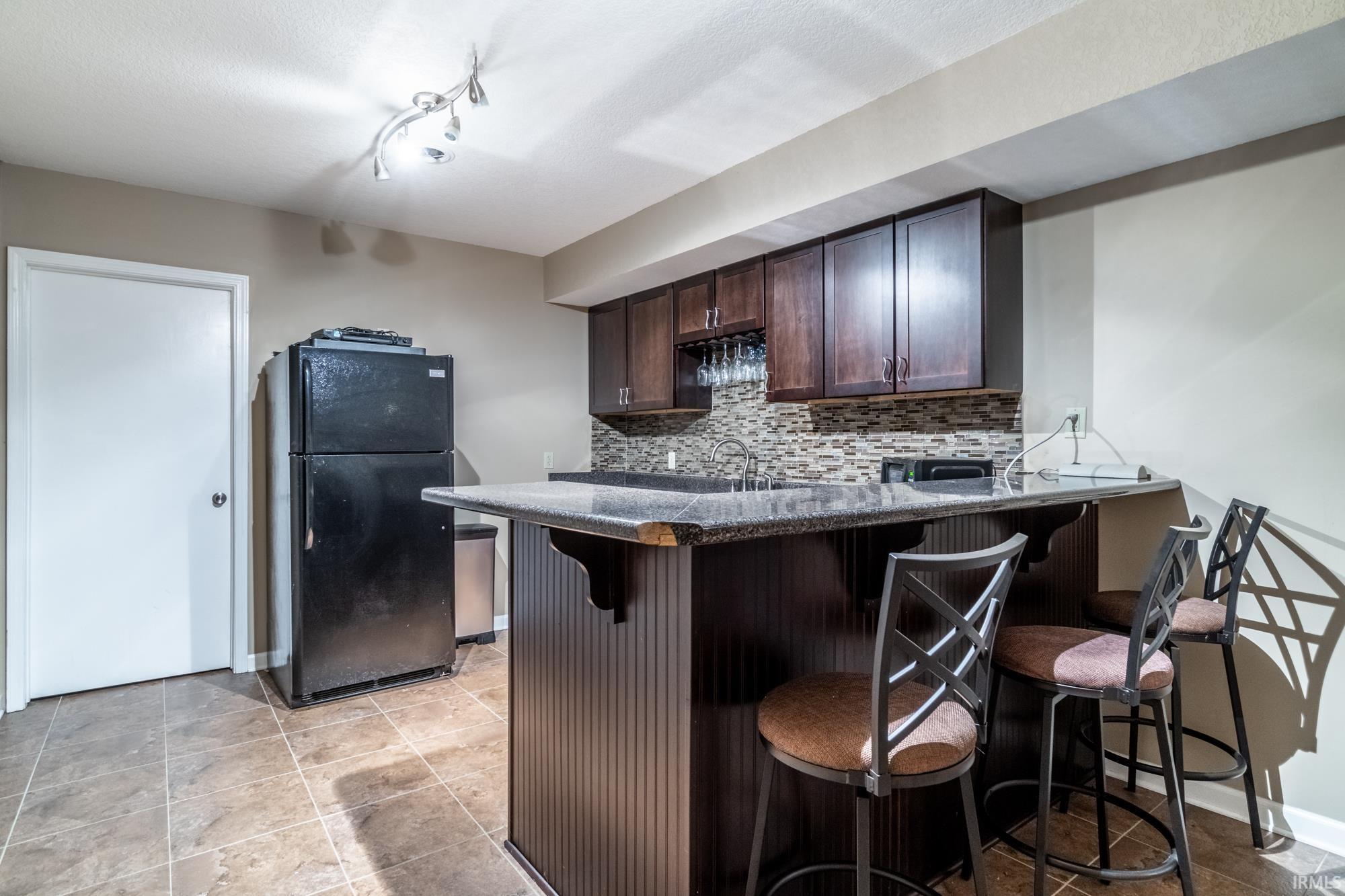 902 Hemingford Court