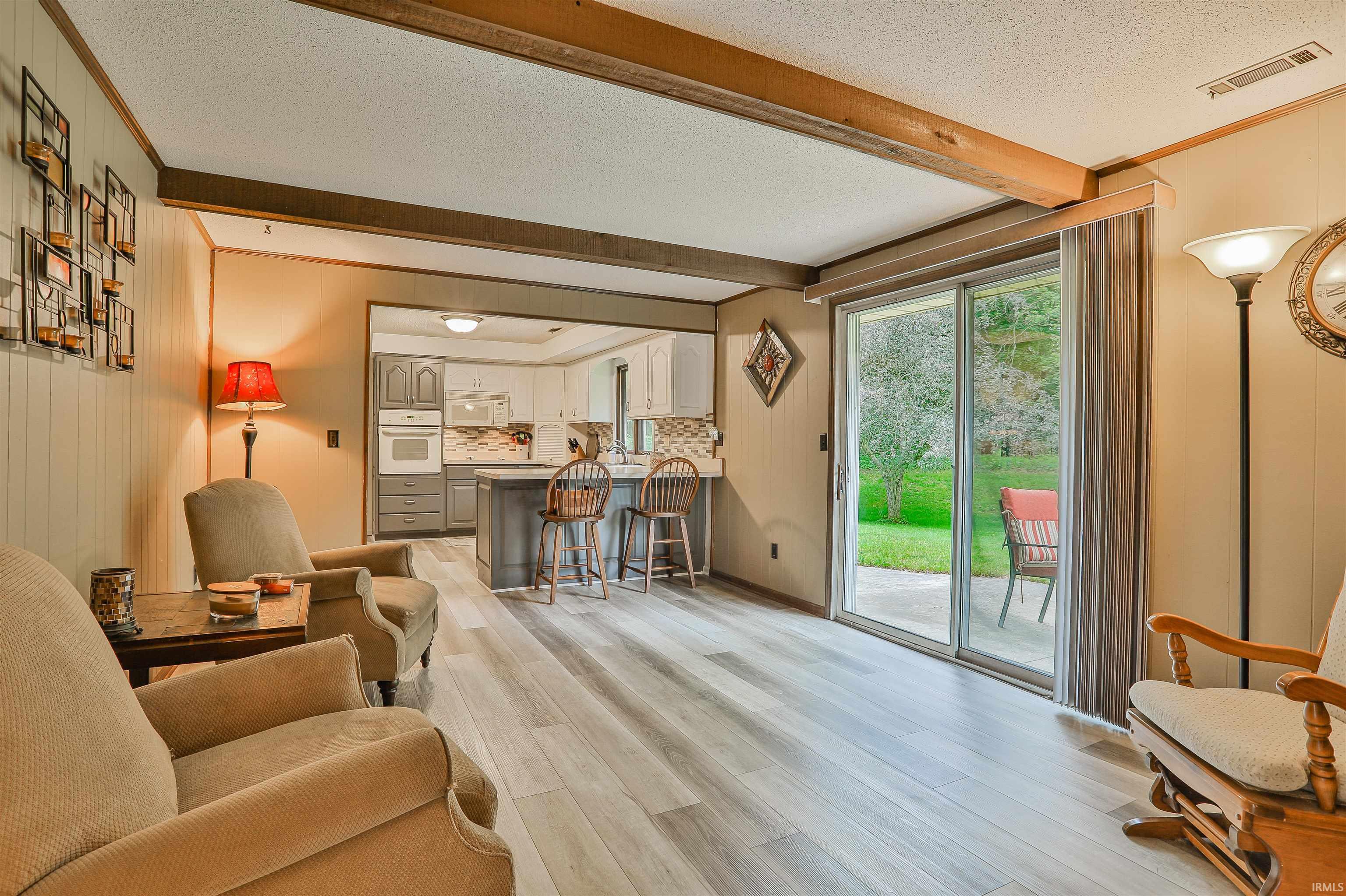 1402 Ivy Court