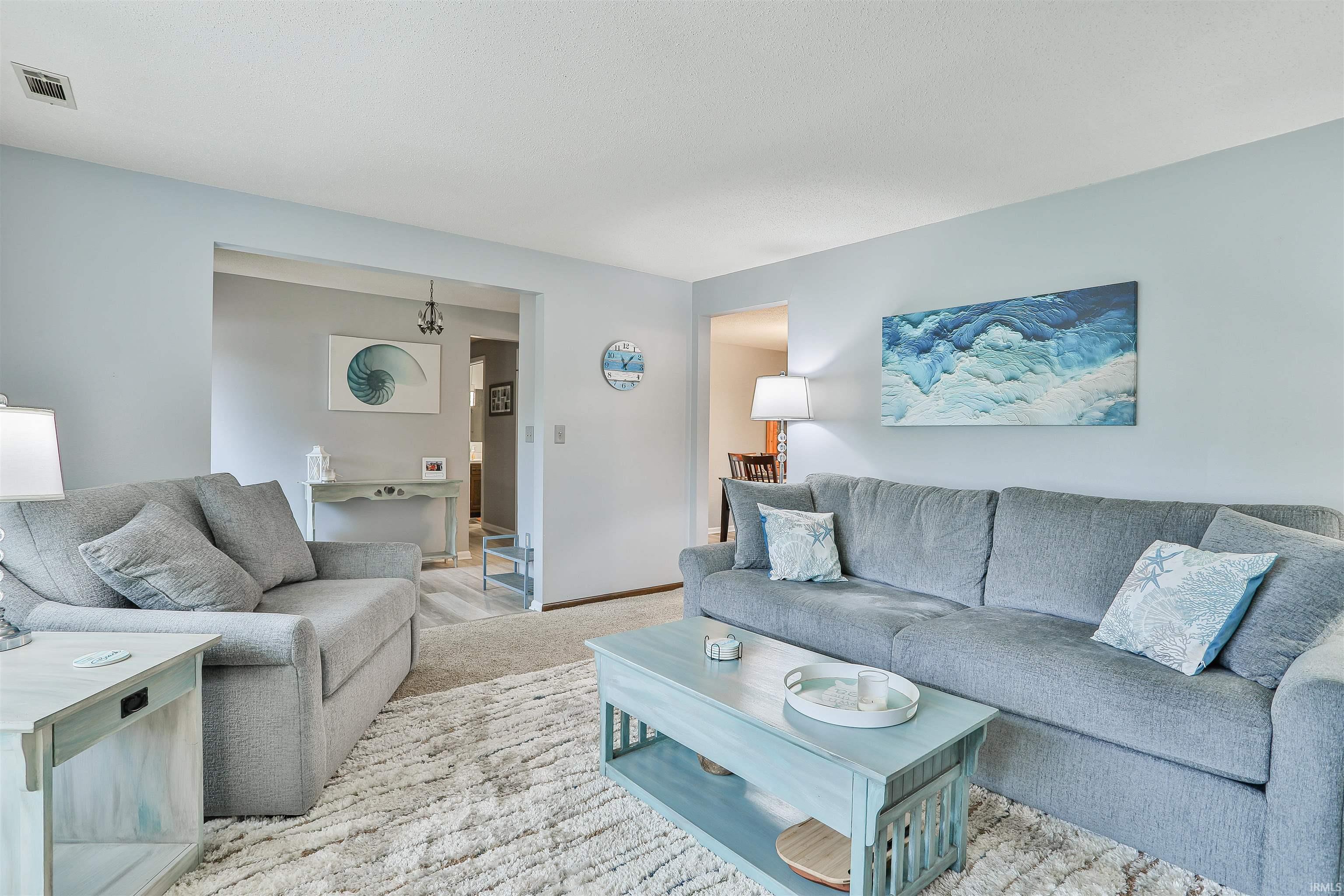 1402 Ivy Court