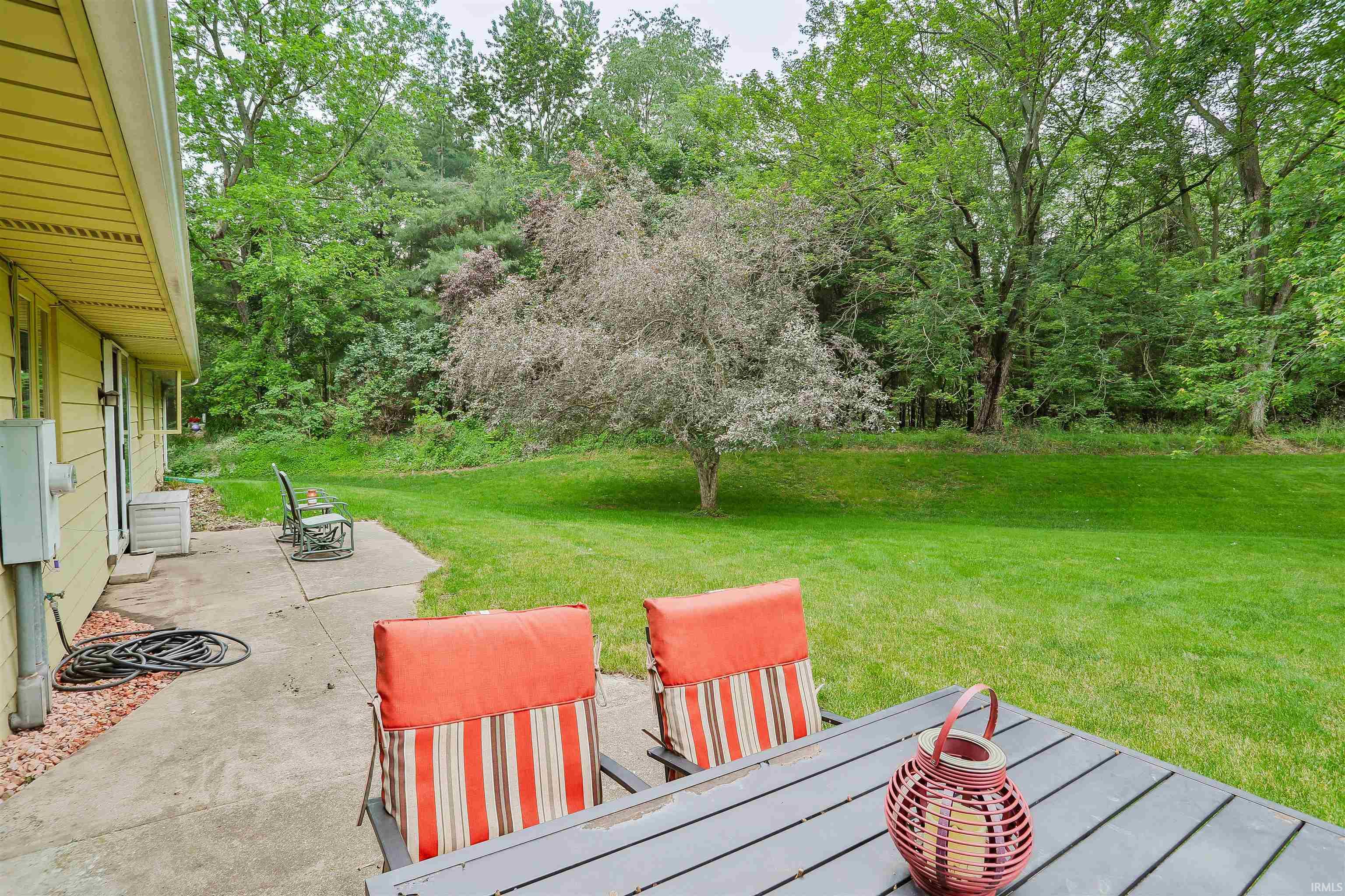 1402 Ivy Court