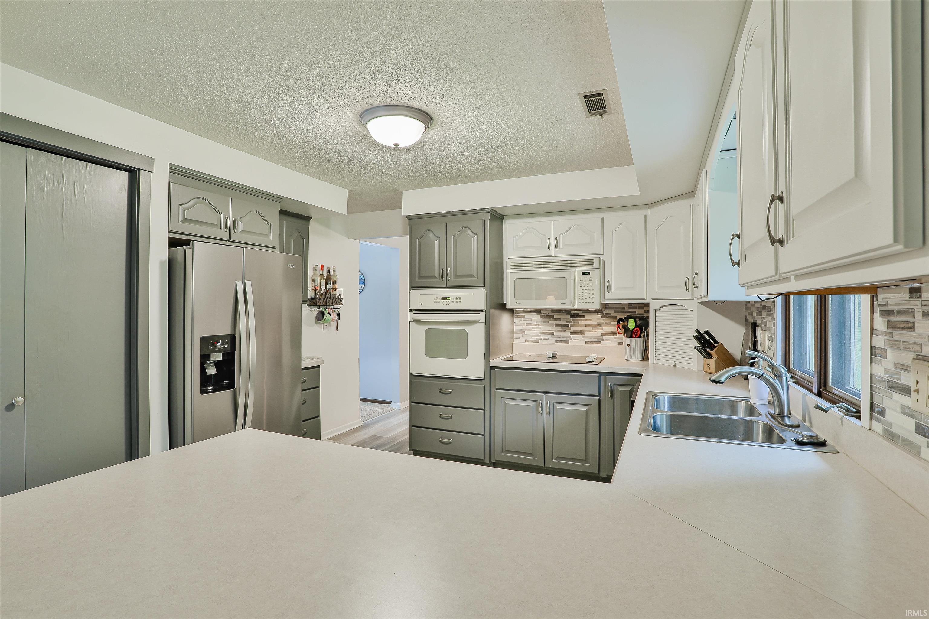 1402 Ivy Court