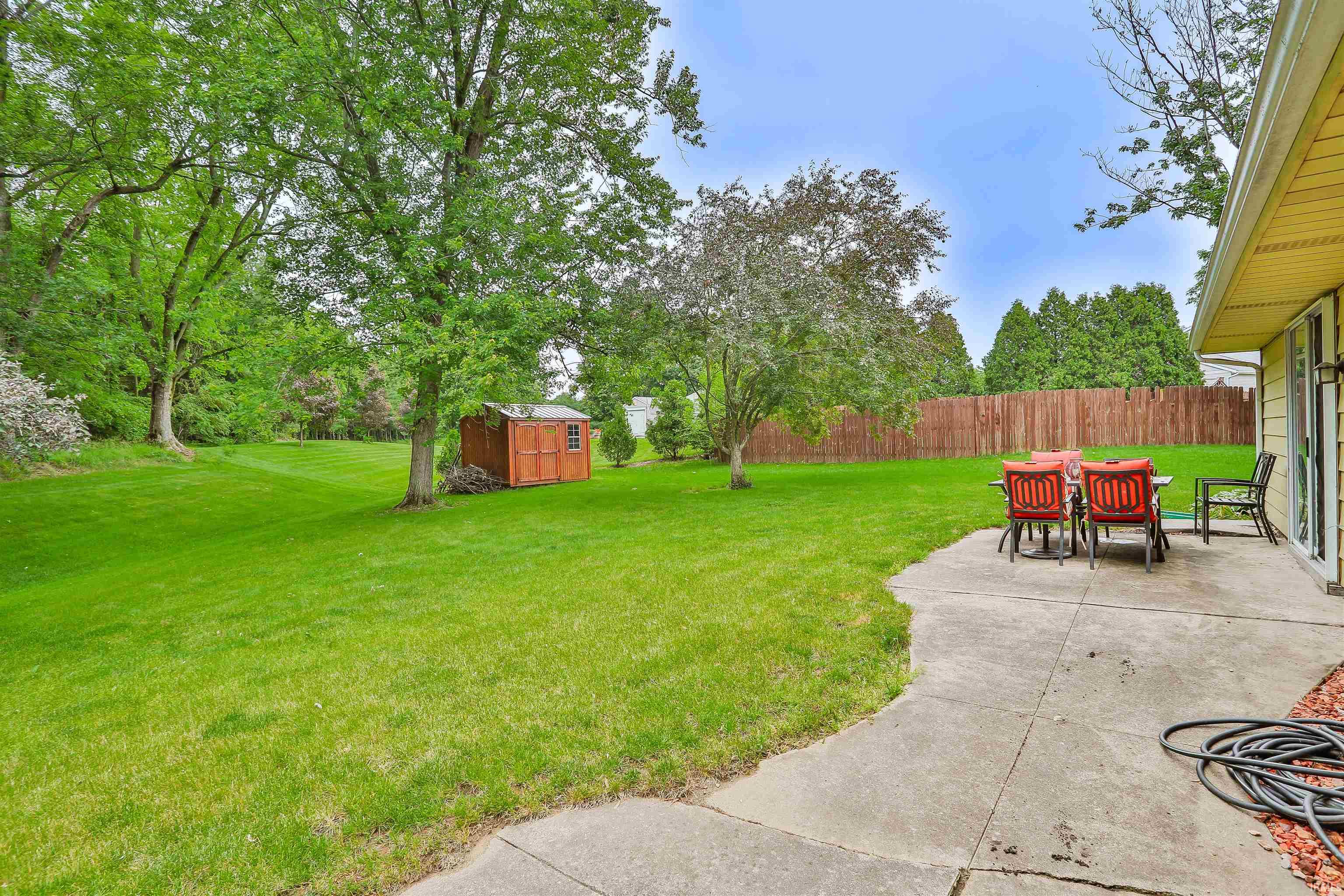 1402 Ivy Court