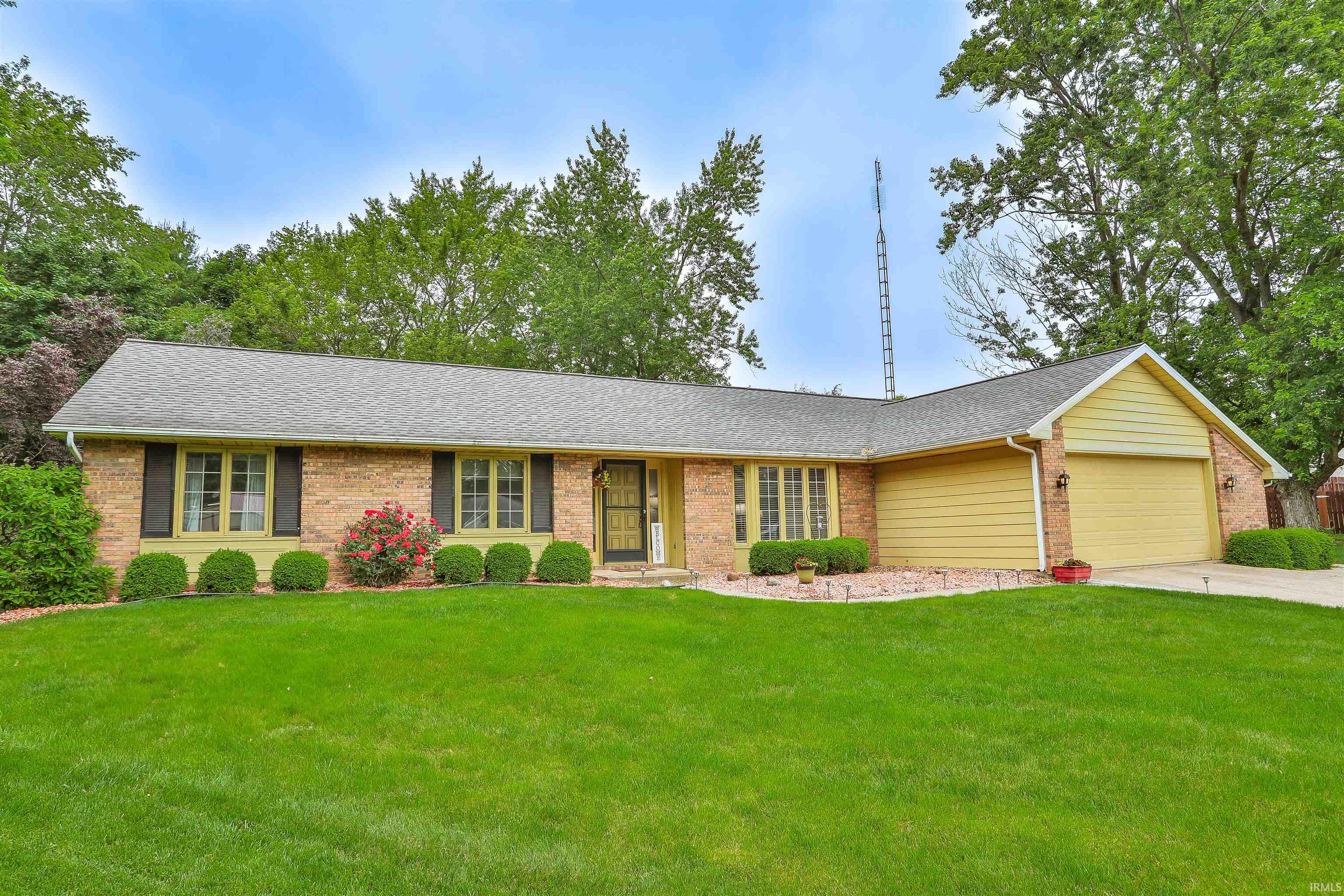 1402 Ivy Court