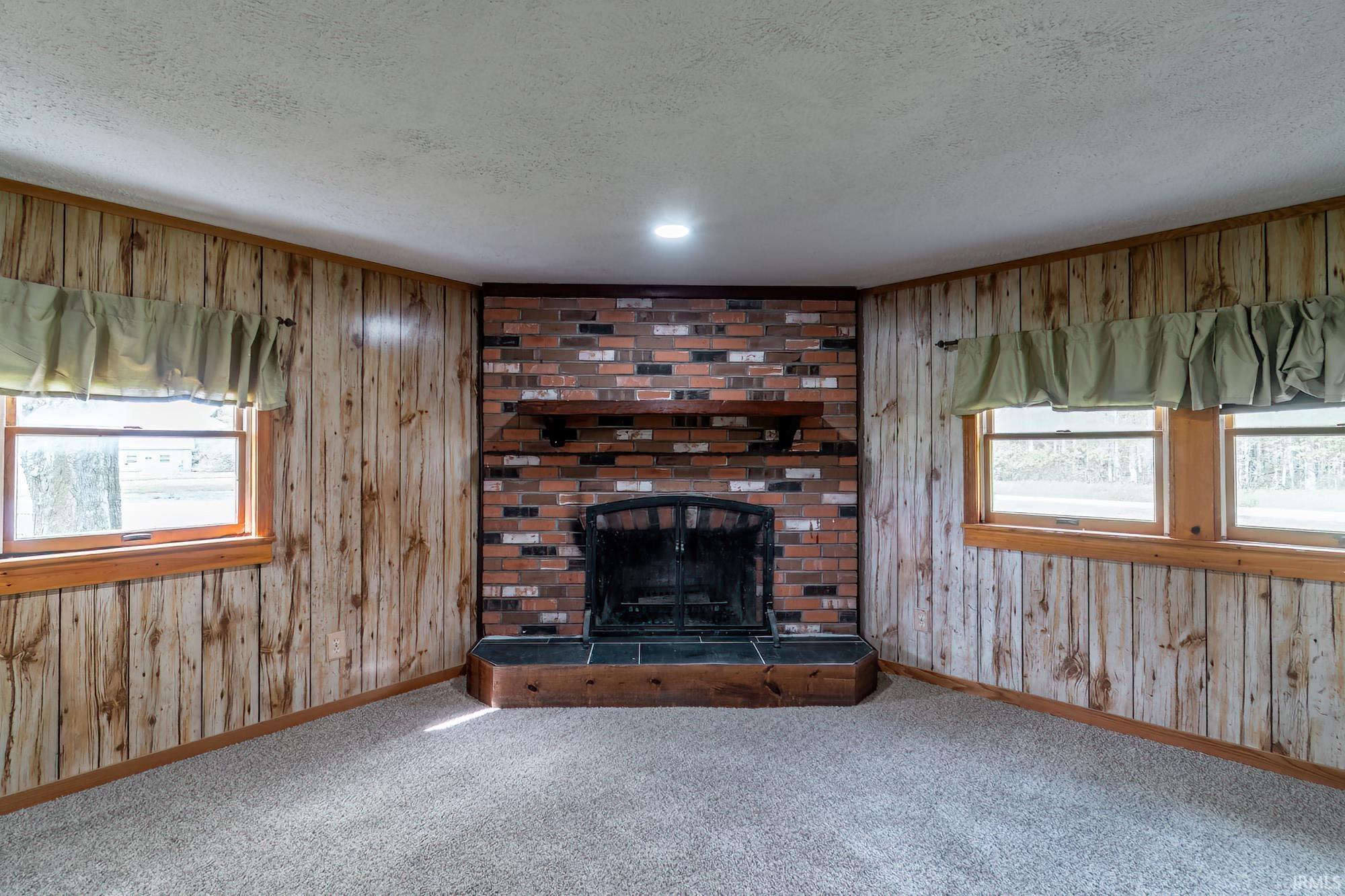 2399 N 700 E Road