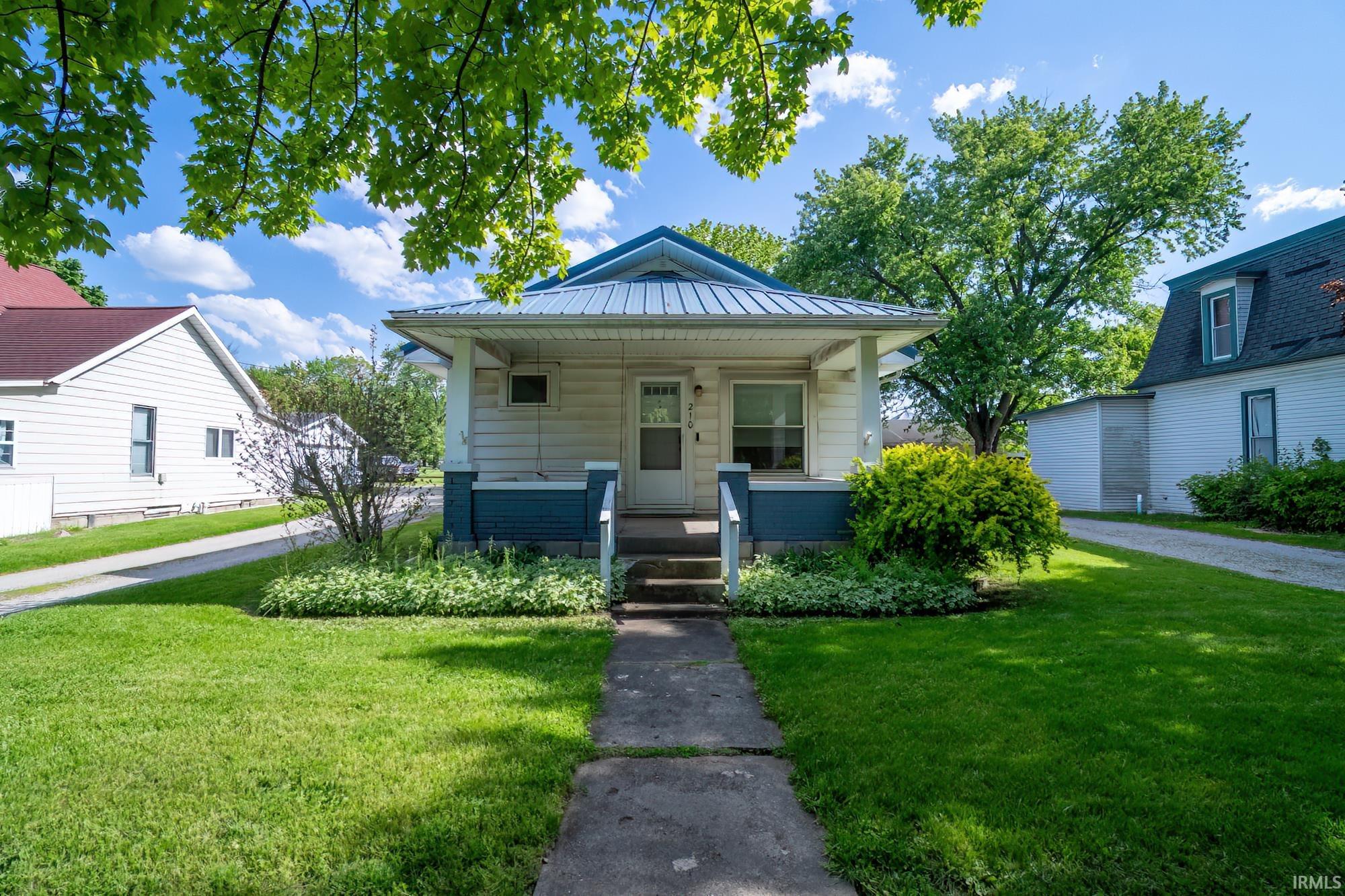 210 E Prairie Street