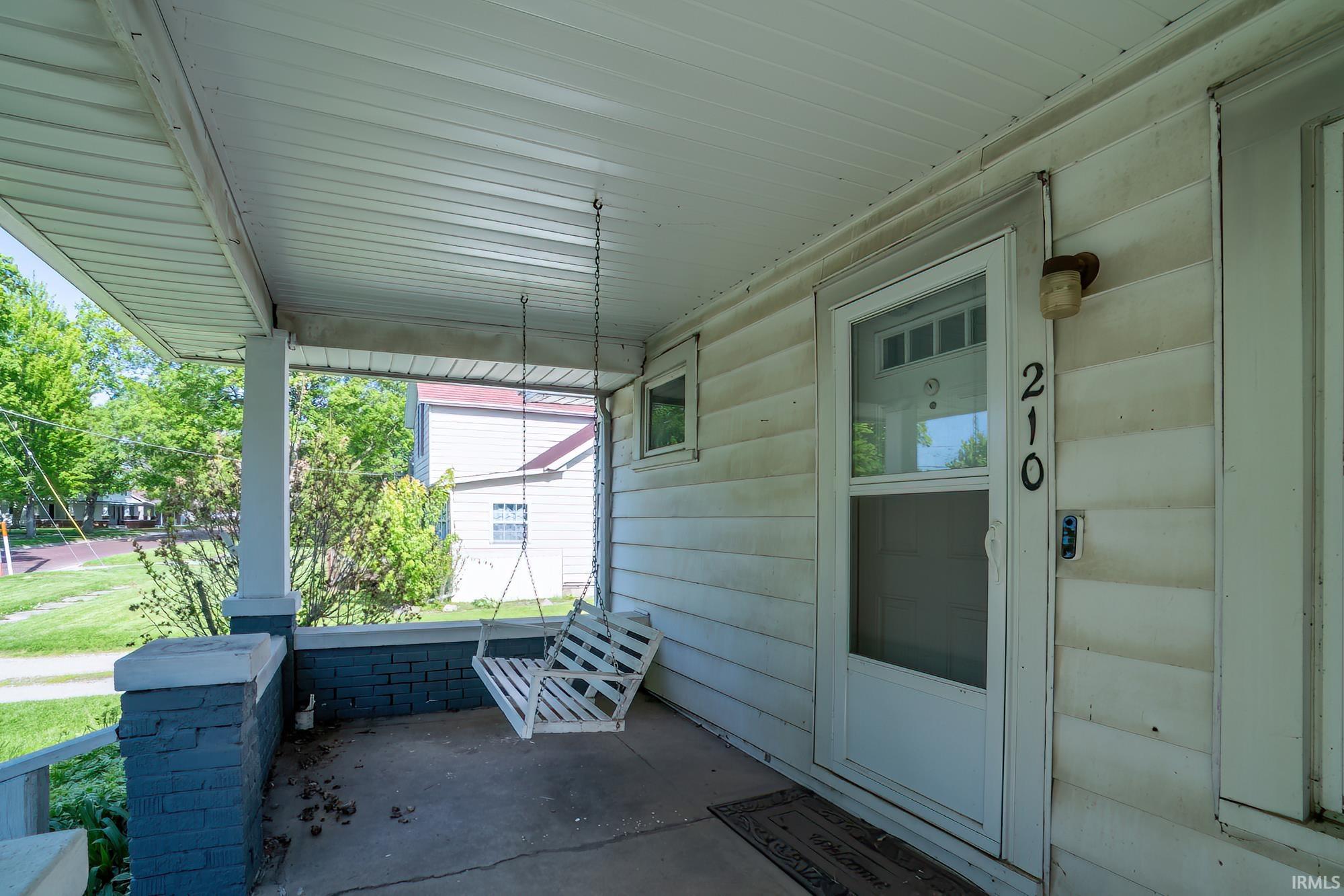 210 E Prairie Street