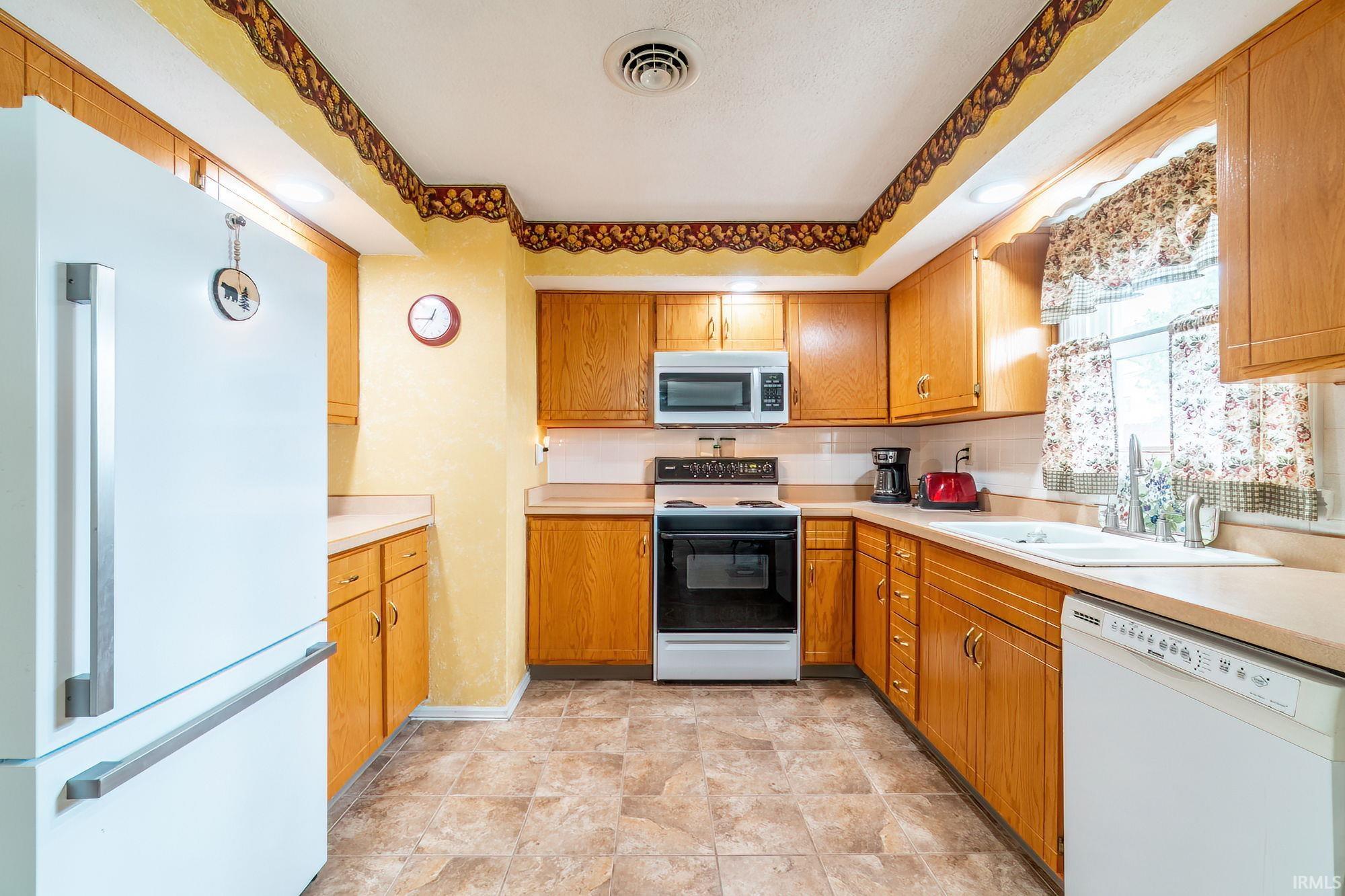 401 Meadow Lane