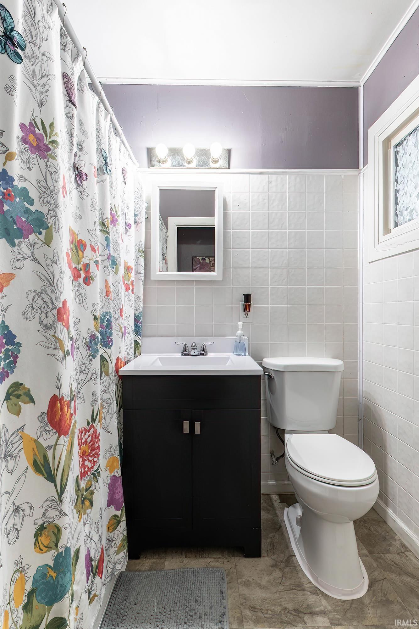 304 W Narrow Street