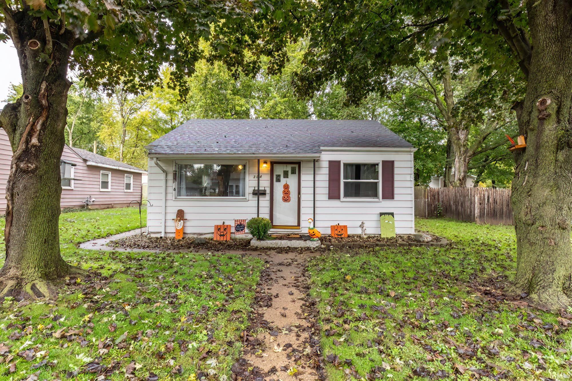 304 W Narrow Street