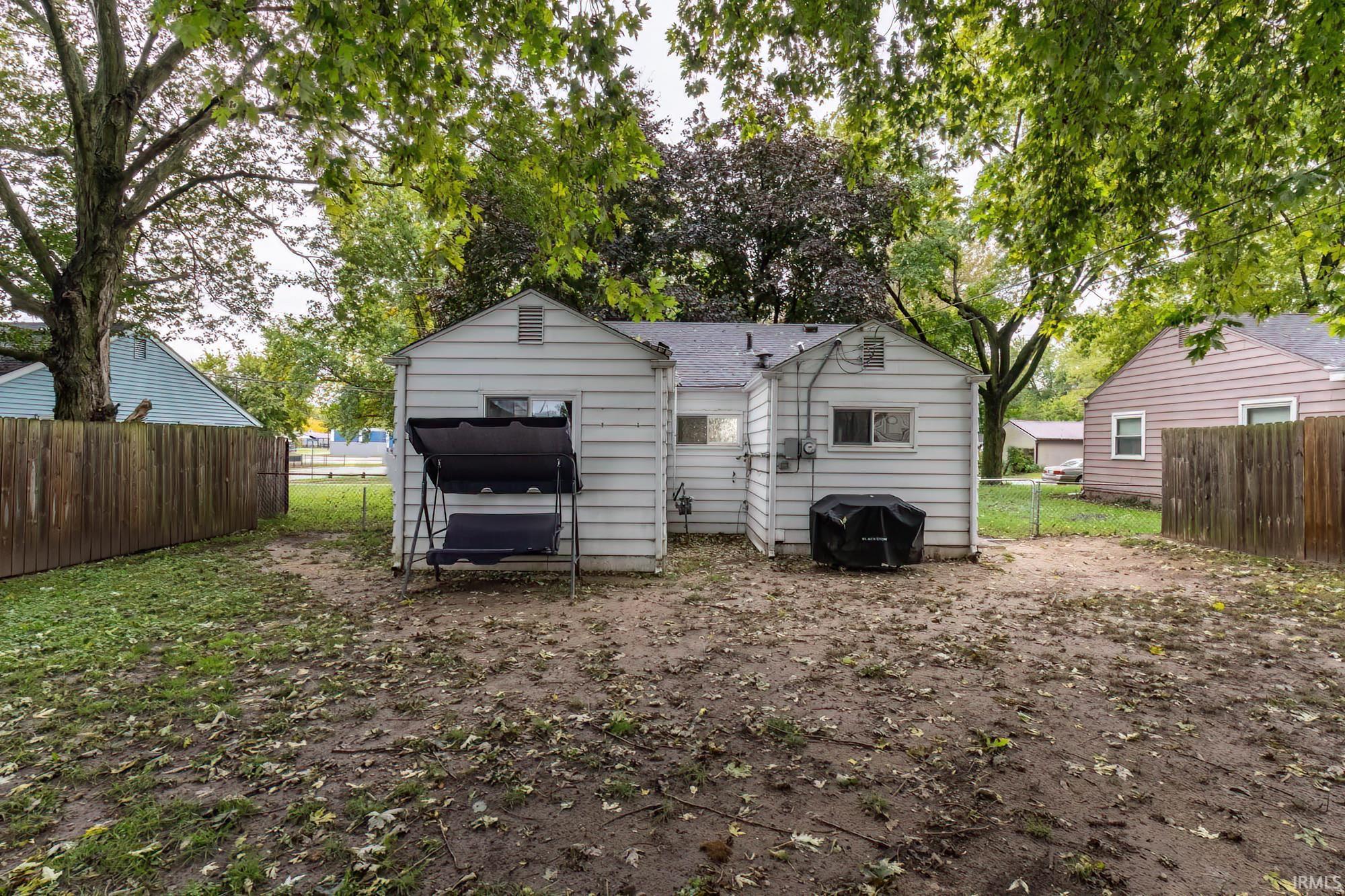 304 W Narrow Street