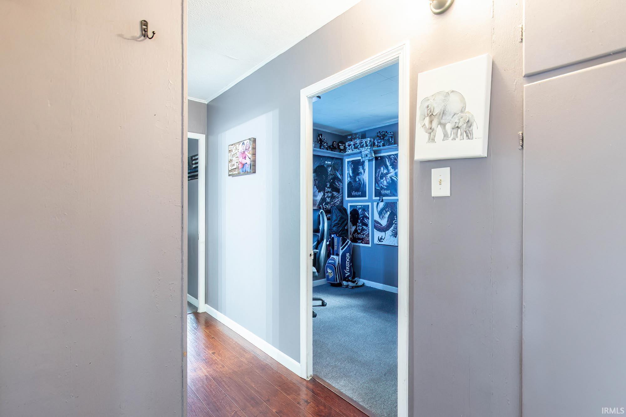 304 W Narrow Street