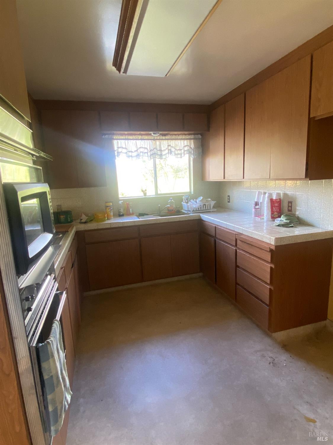 11957 Bodega Highway