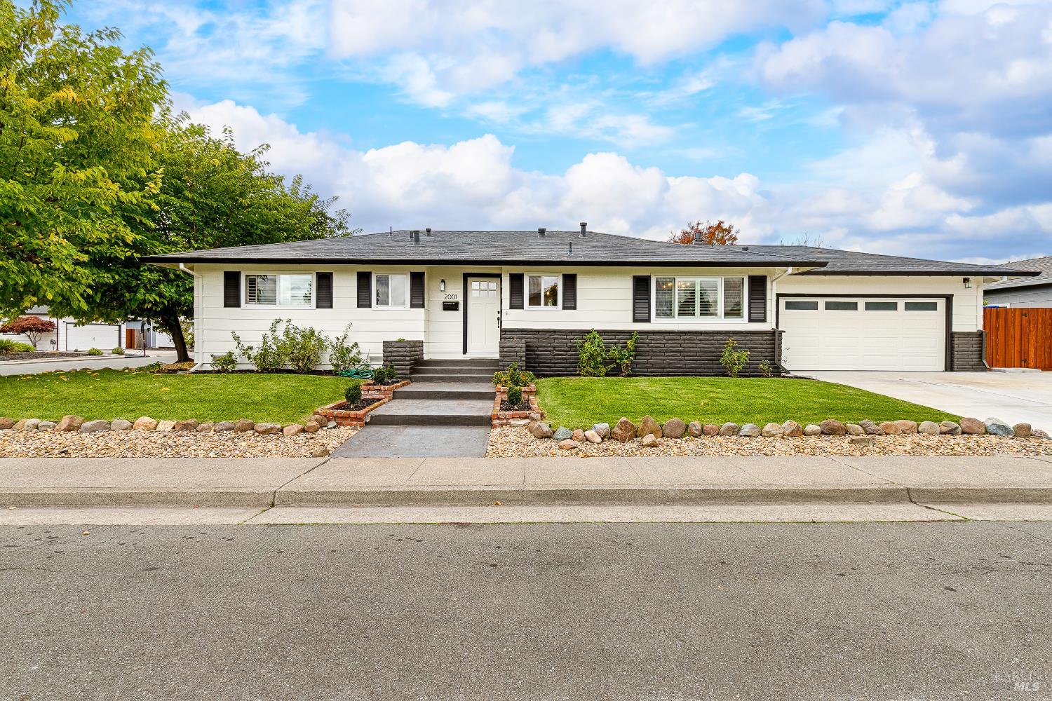 2001 Willow Drive